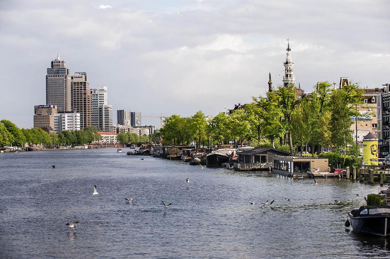 Deluxe Double Room with Private Bathroom and River View