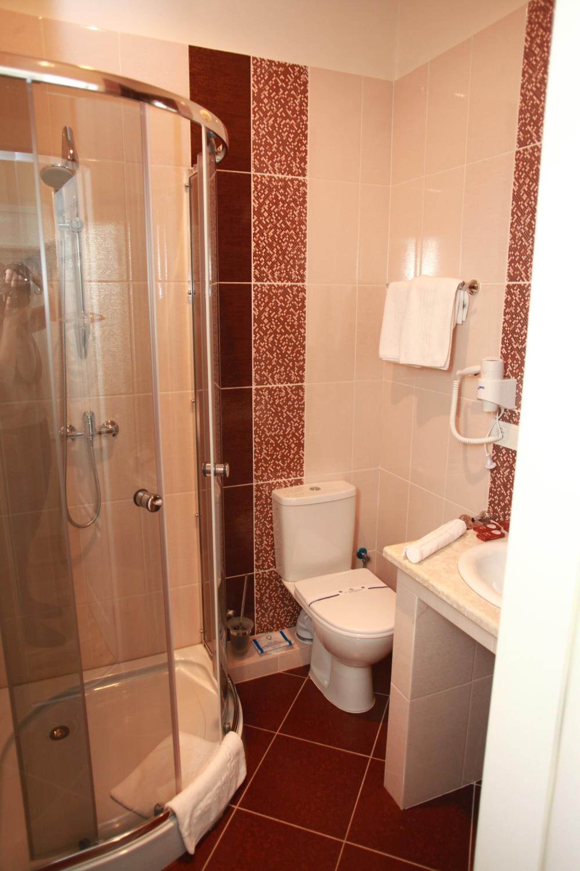 Standard Twin Room photo 3