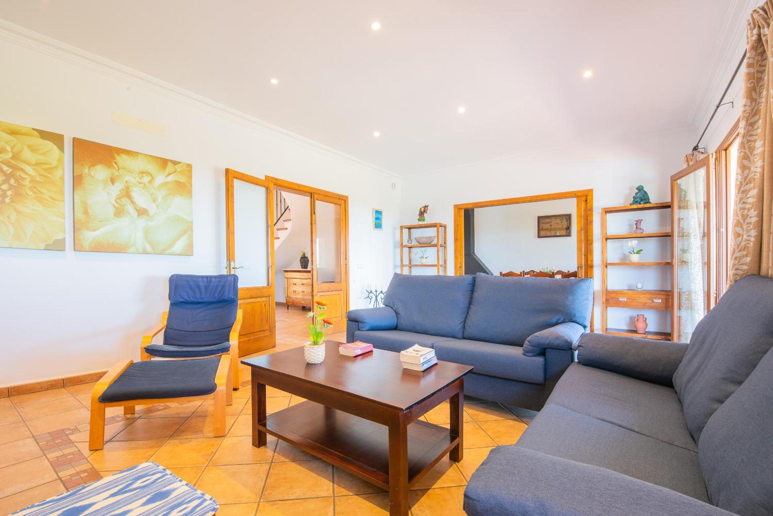 Casa de cuatro habitaciones