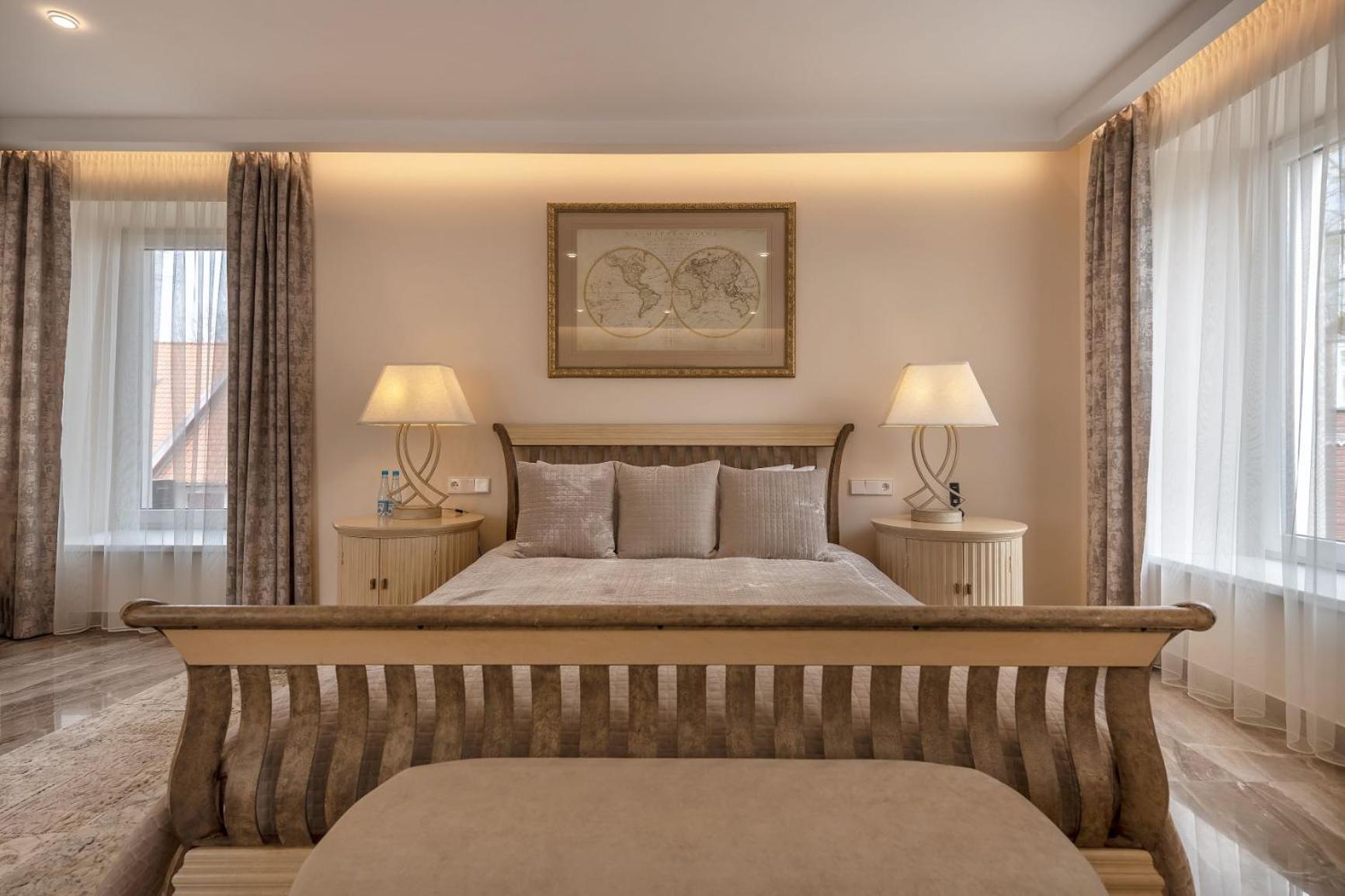 Junior Suite - Photo 13