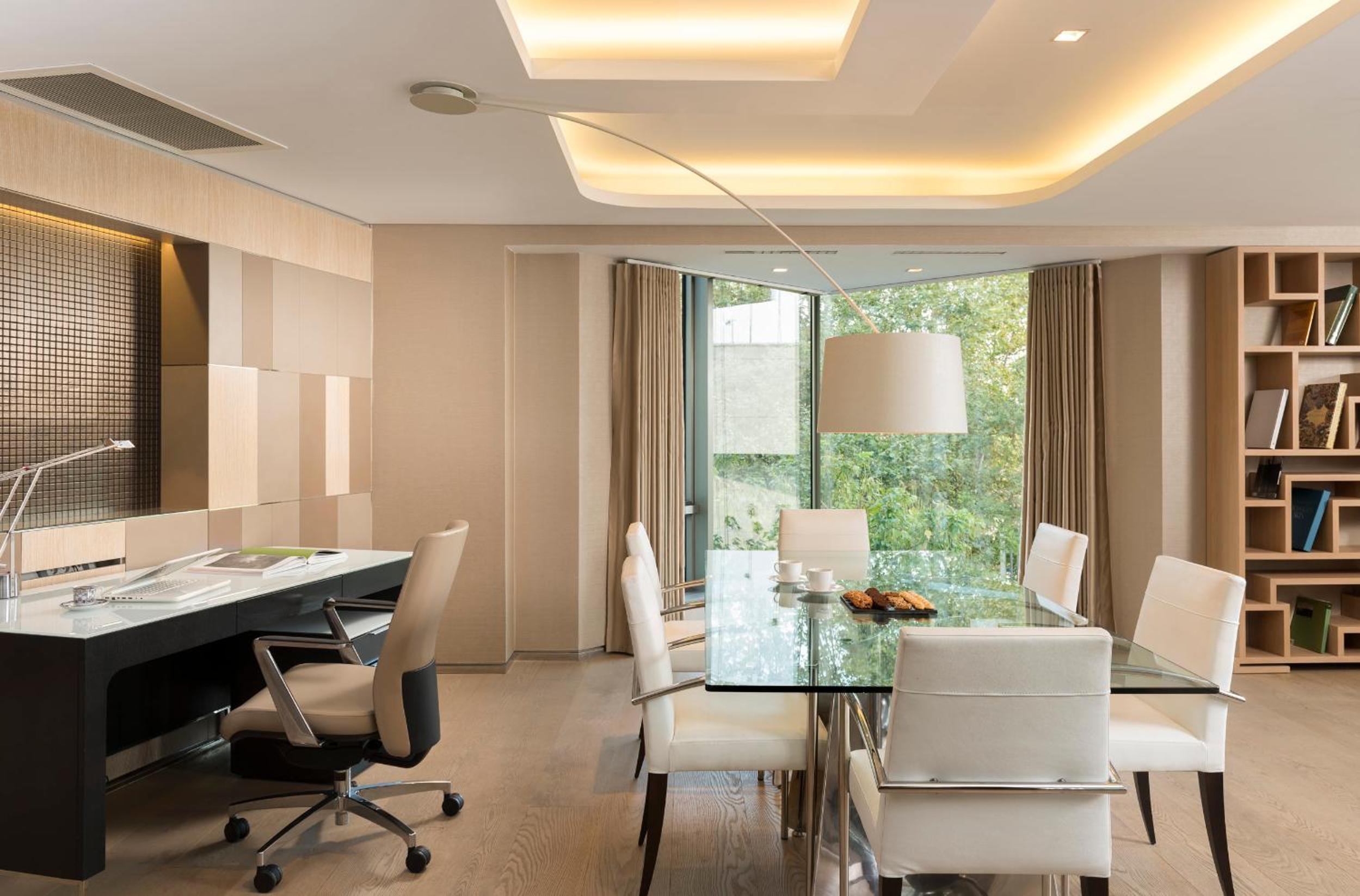 Residence Three-Bedroom Park View
