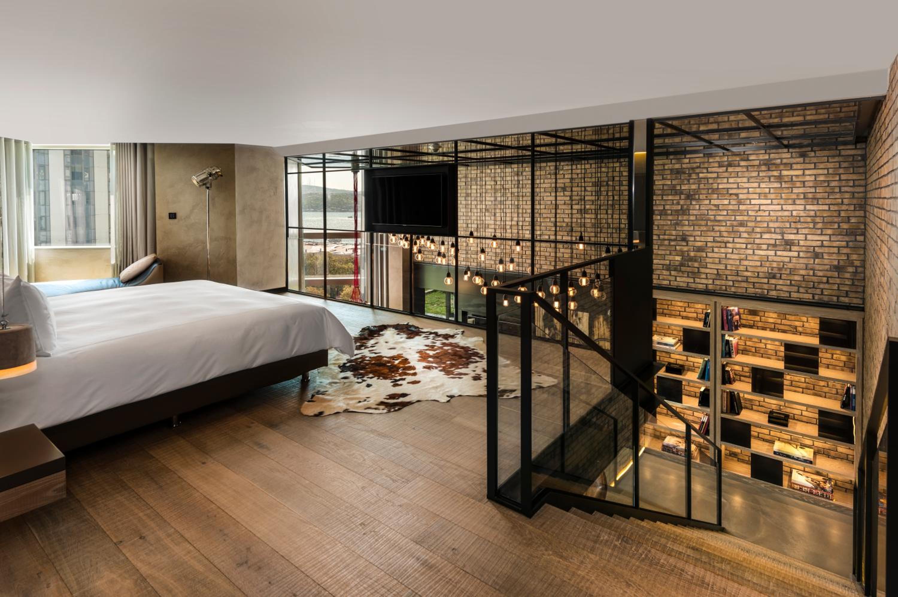 Signature Two Bedroom Loft