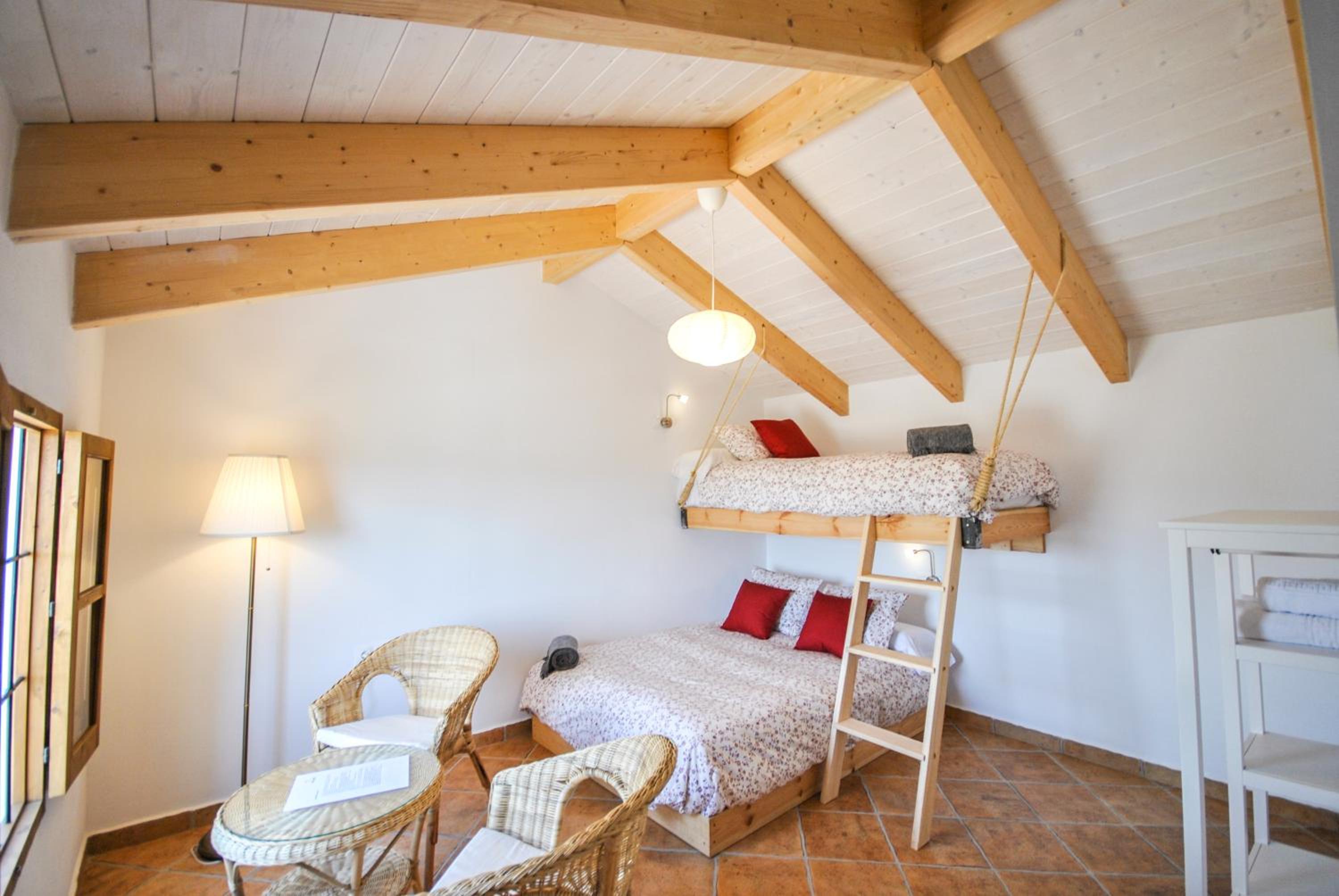 Basic Triple Room photo 3