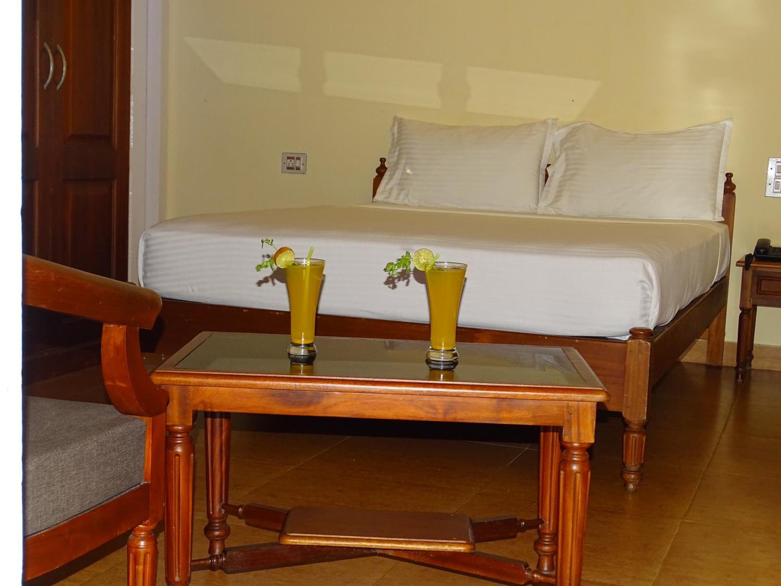 Standard Double Room with Fan photo 3