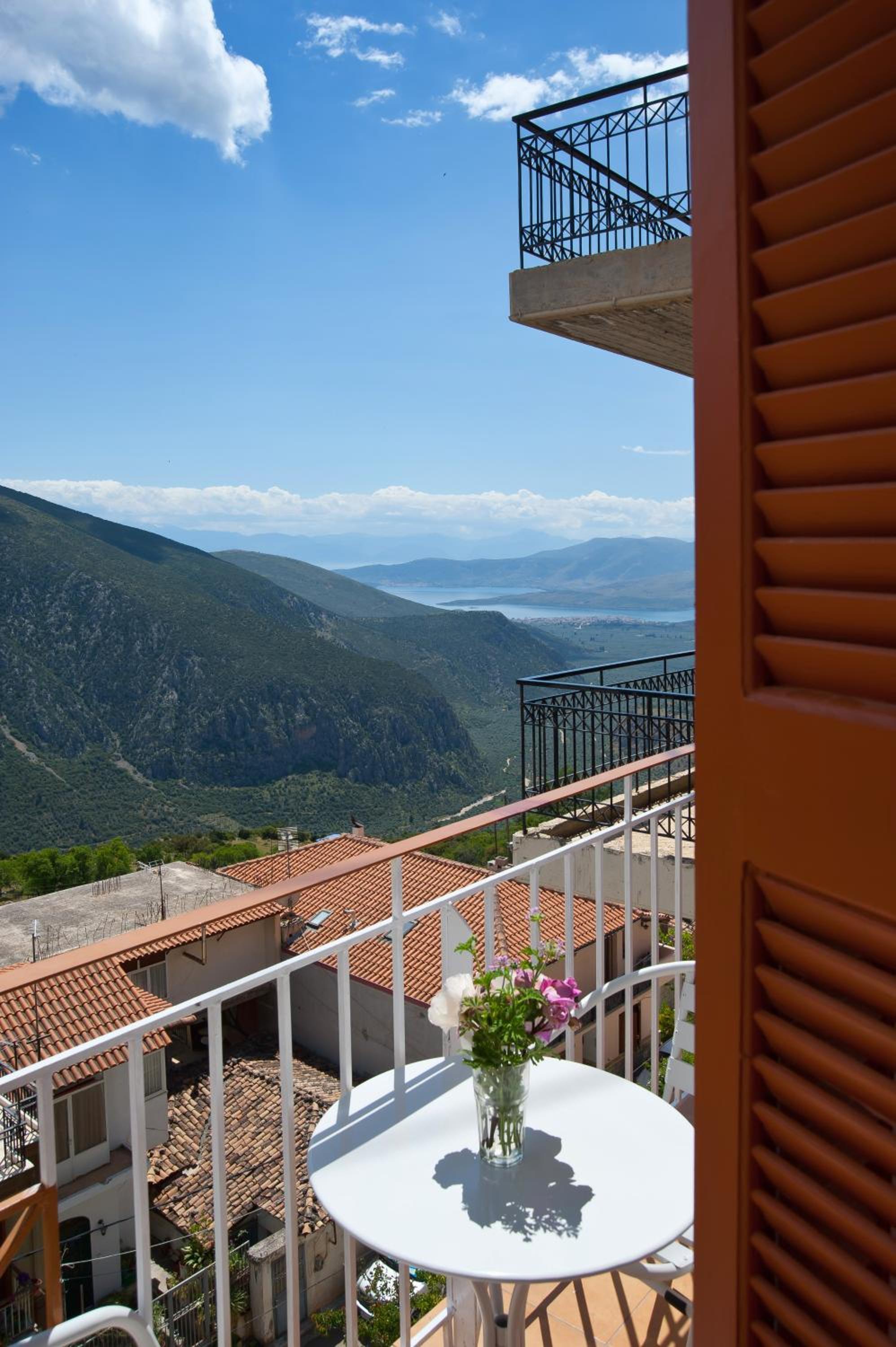 Family Room with Sea View - Photo 9