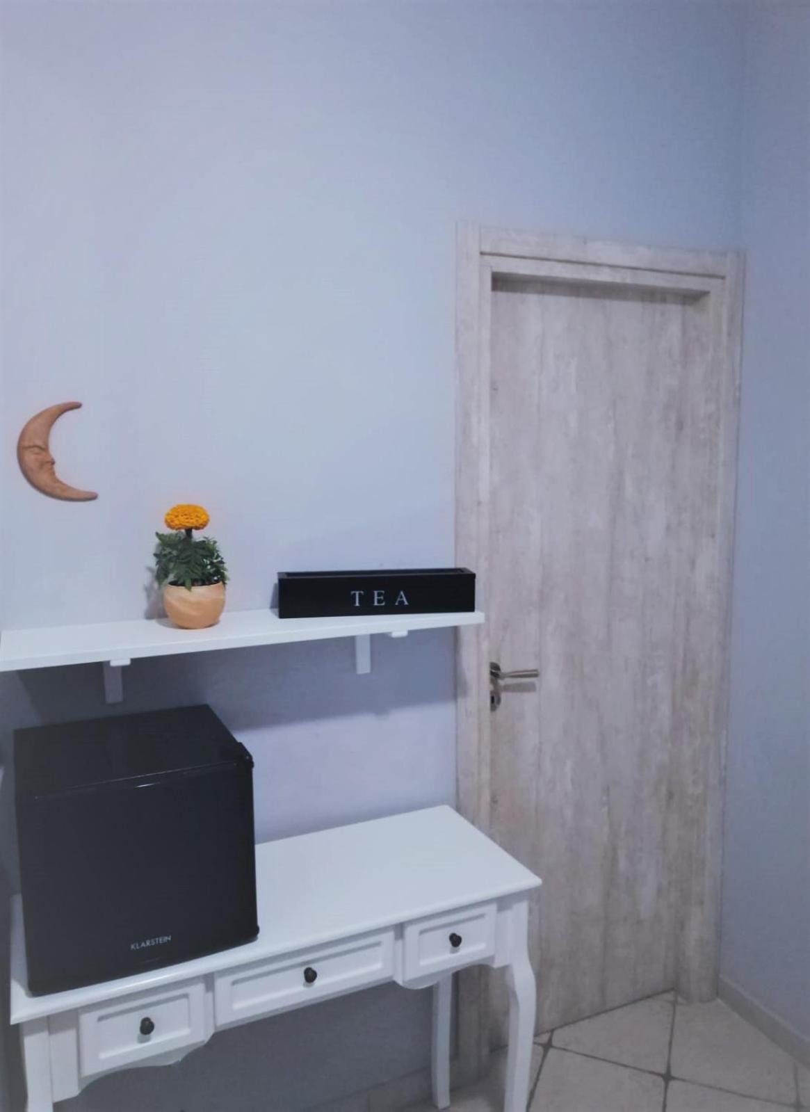 Triple Room - Photo 17