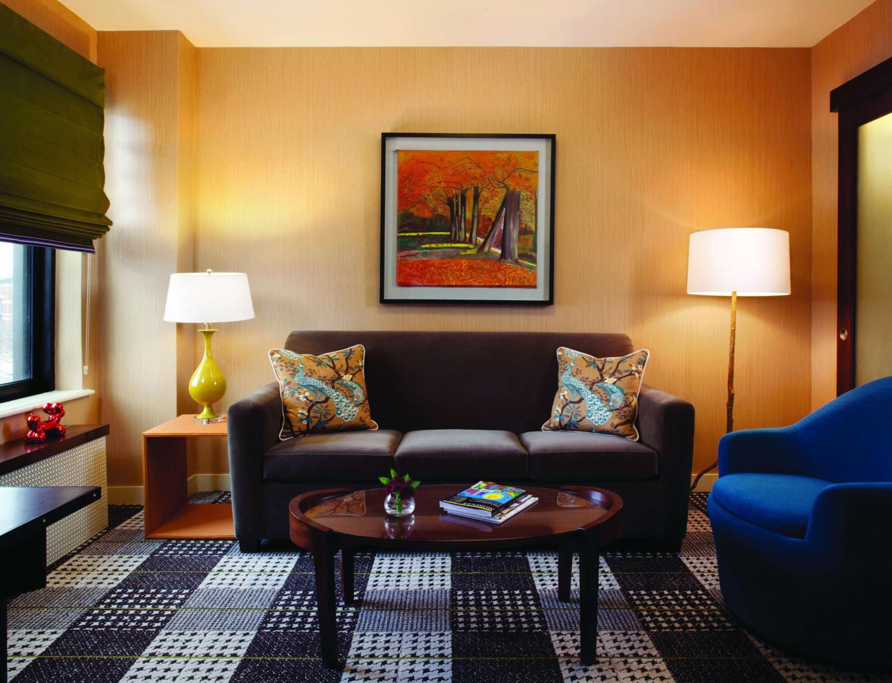 Junior King Suite with Accessible Tub - Disability Access - Photo 6