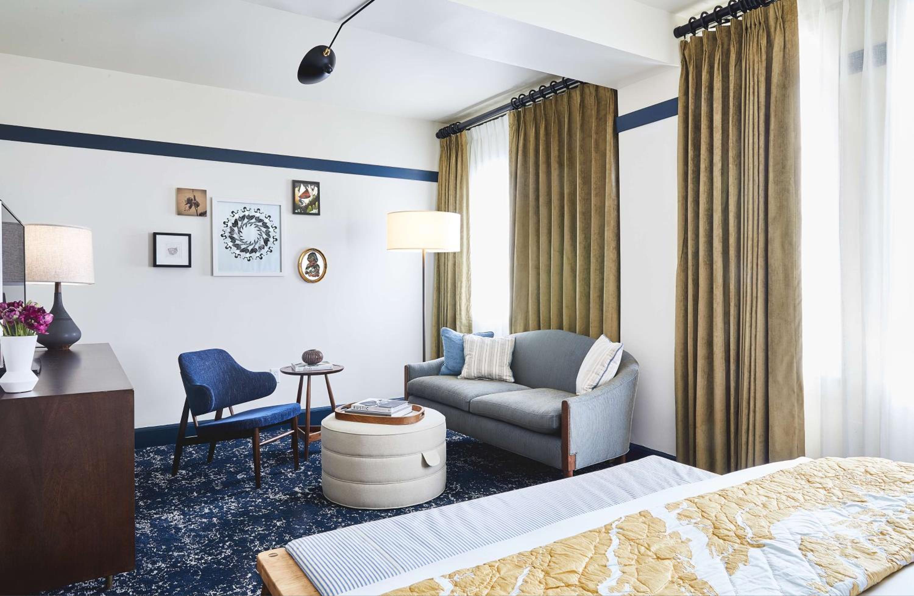 Junior King Suite
