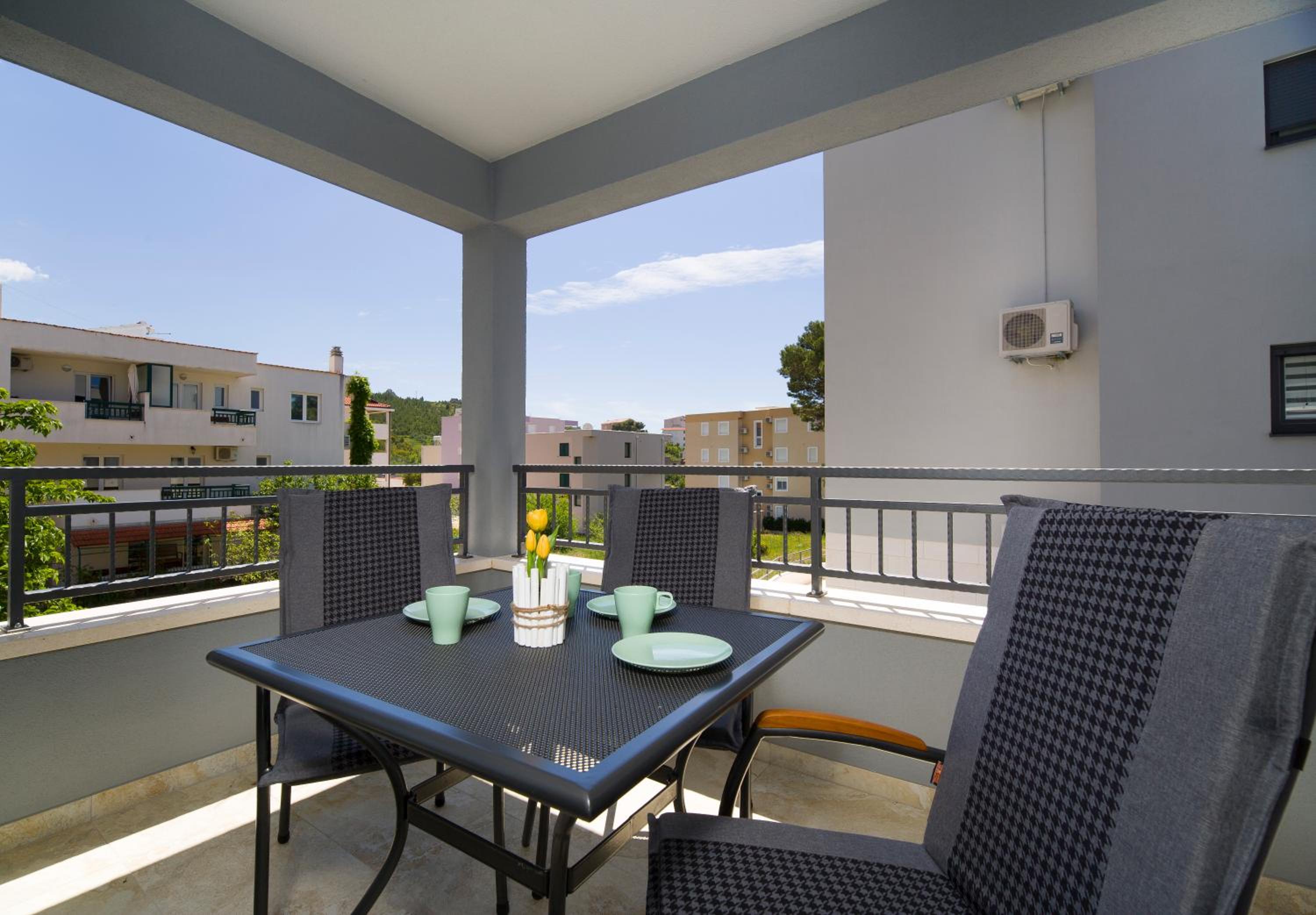 Apartment with Balcony