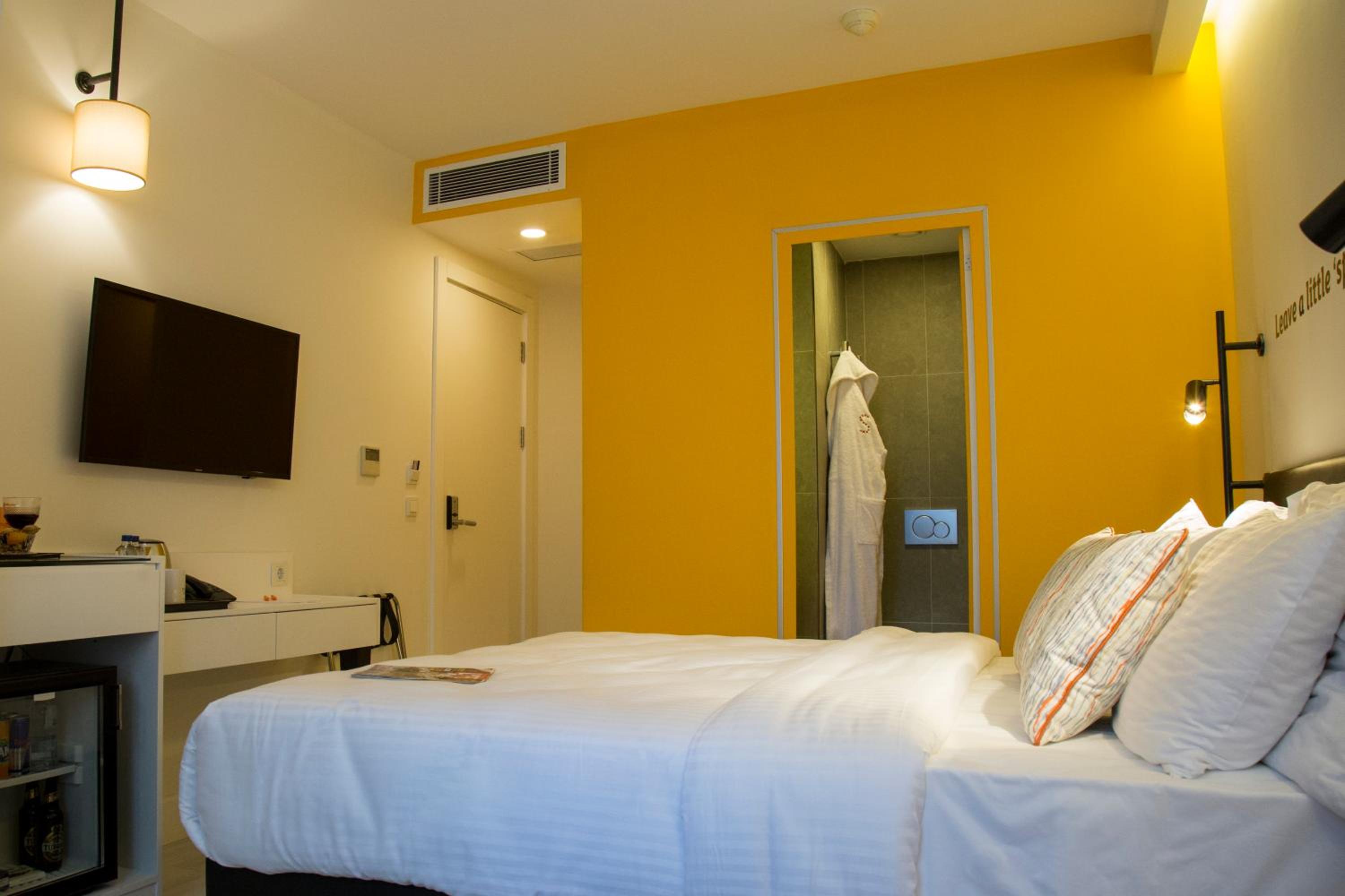 Standard Room photo 3