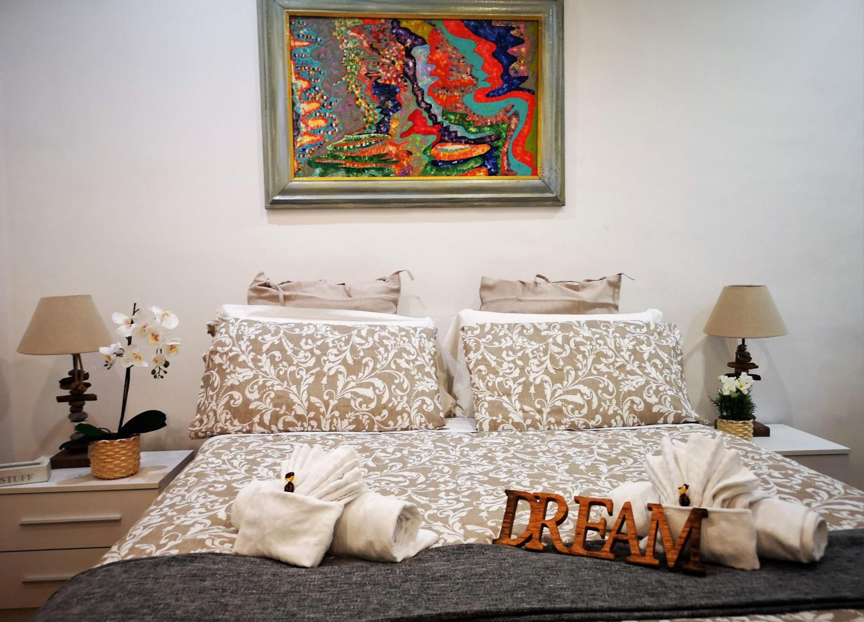 Standard Queen Room photo 3