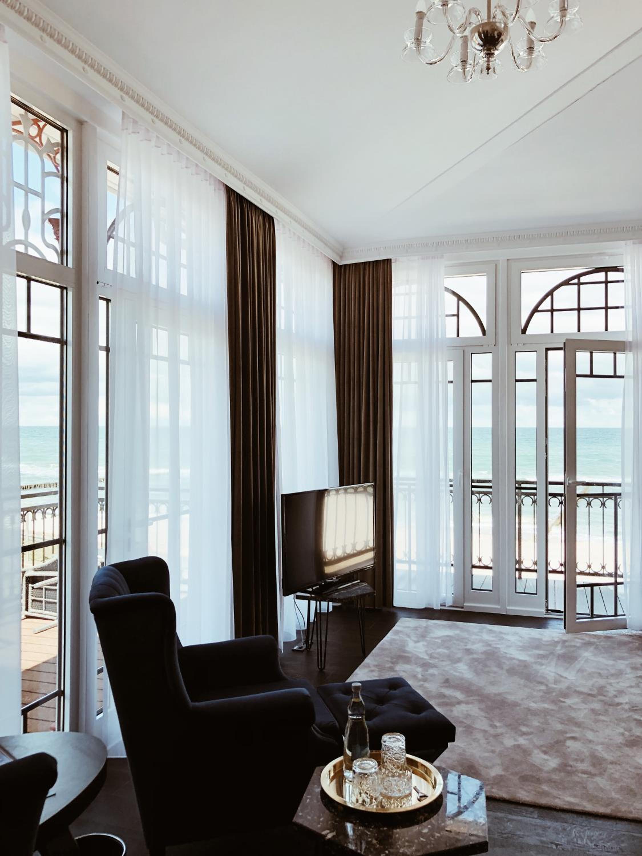 Suite with Sea View