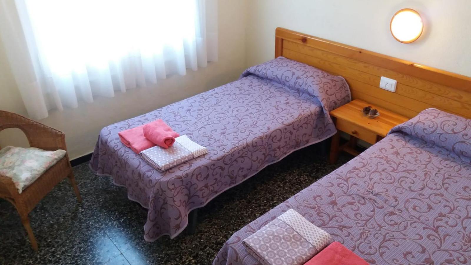 Apartamento de Dos Habitaciones - Sin Aire Acondicionado