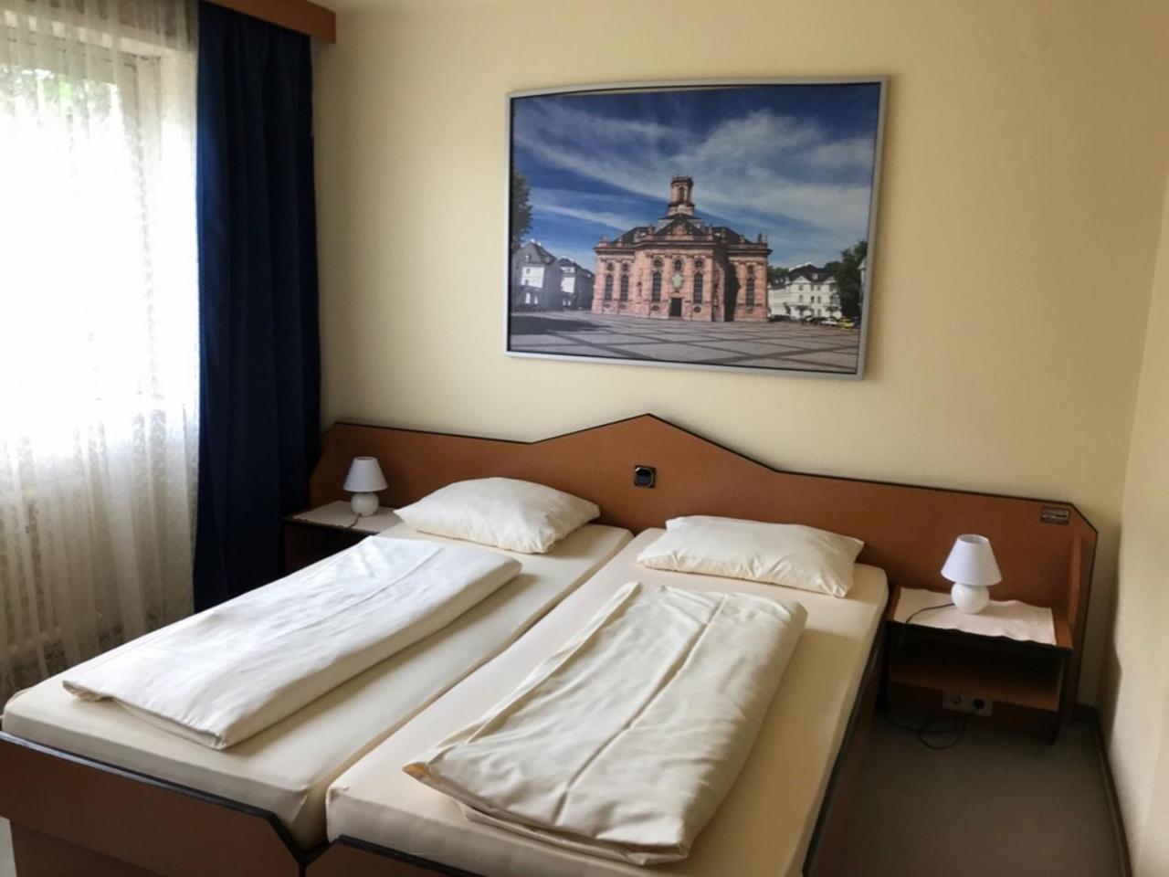 Double Room - Photo 2