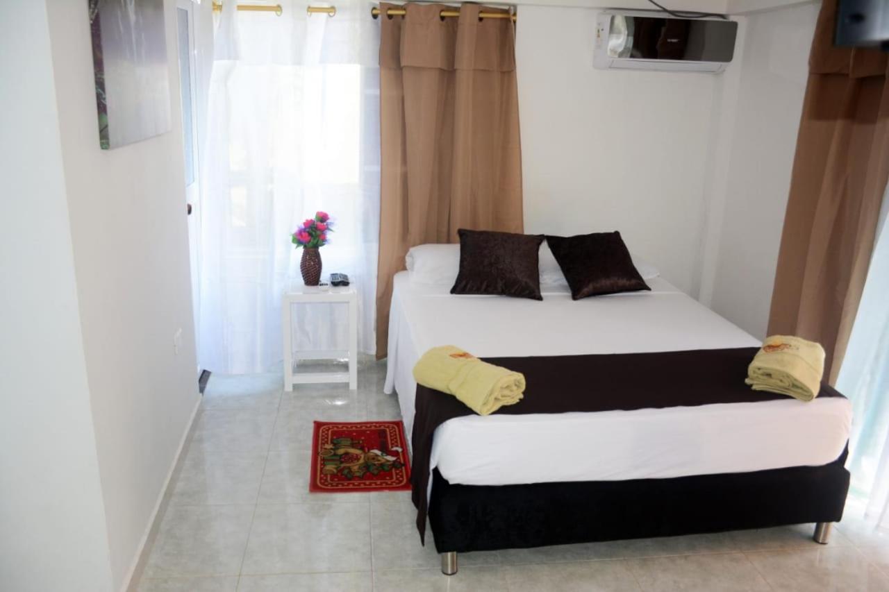Deluxe Double Room with Balcony photo 3