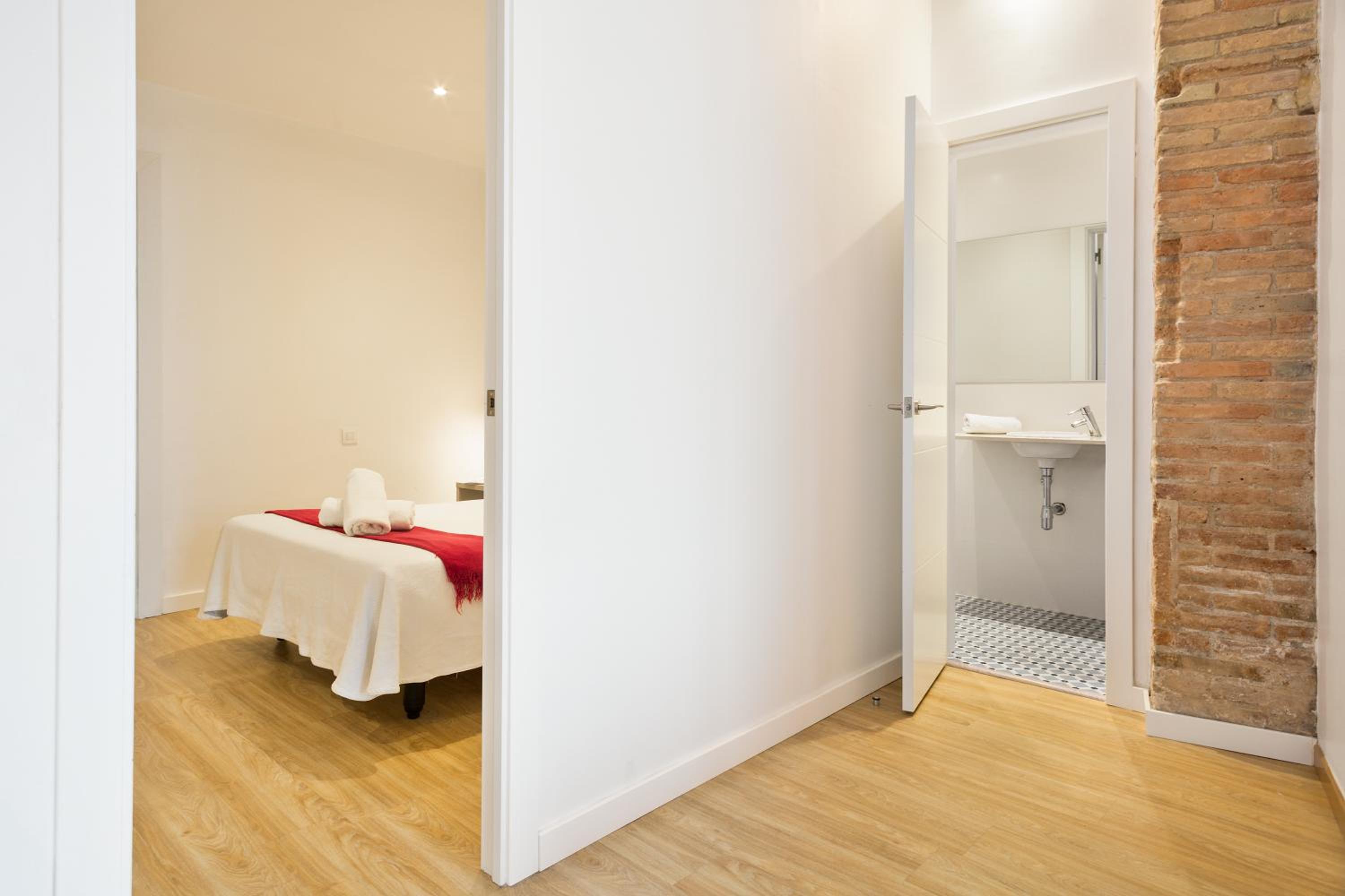 Apartment (9-10 adults) photo 2