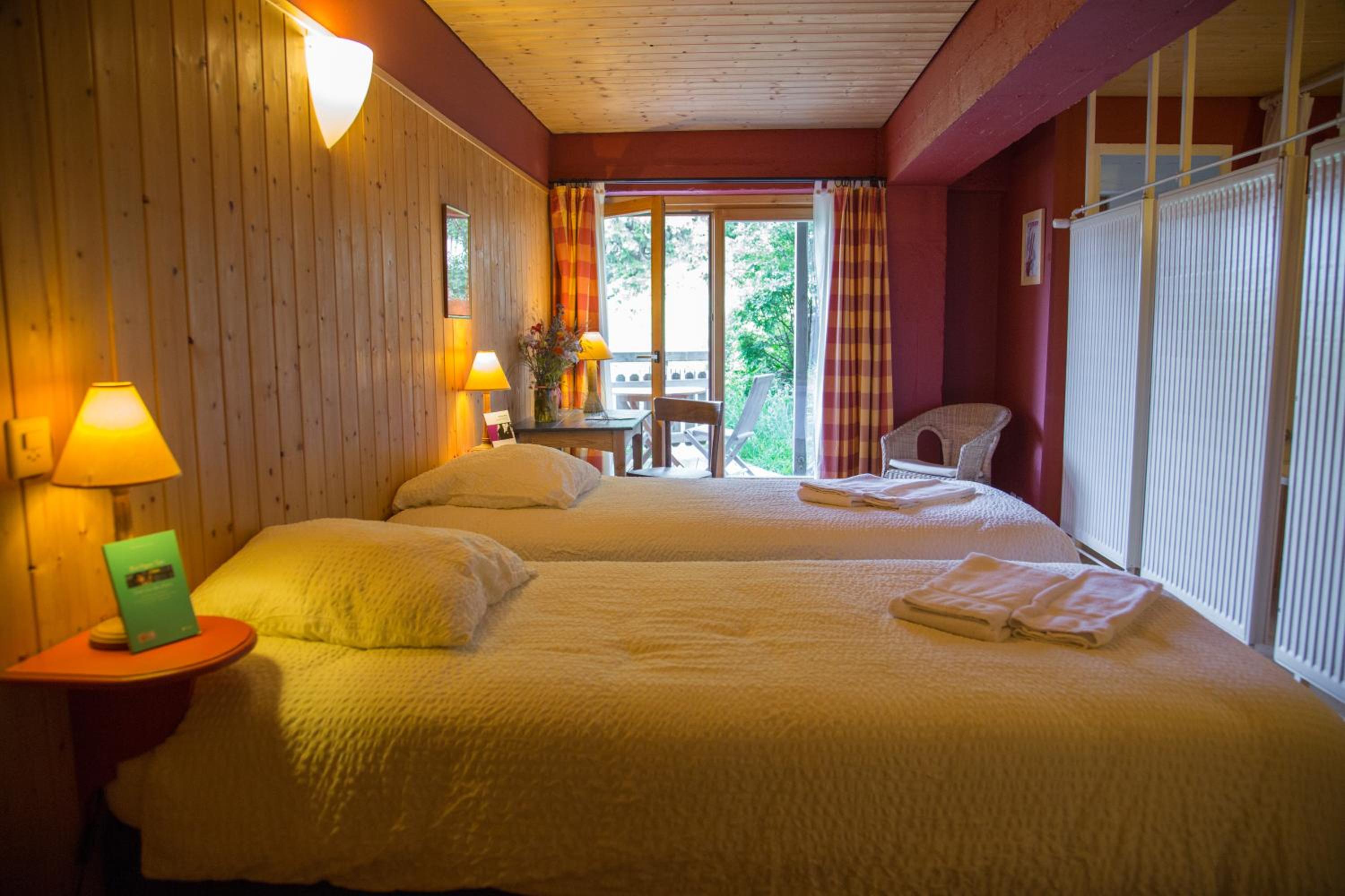 Double or Twin Room - Photo 3