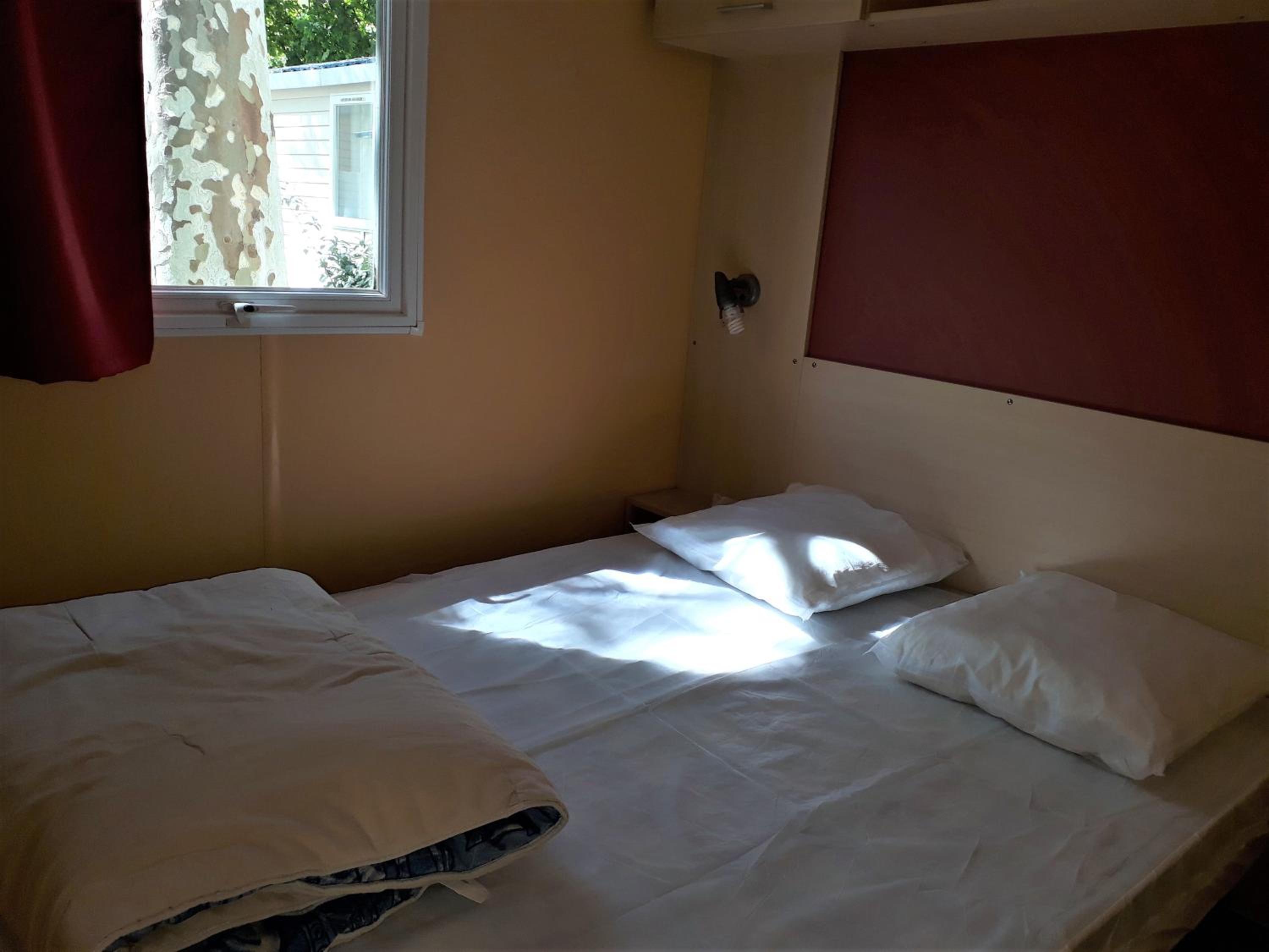 Mobile Home photo 3