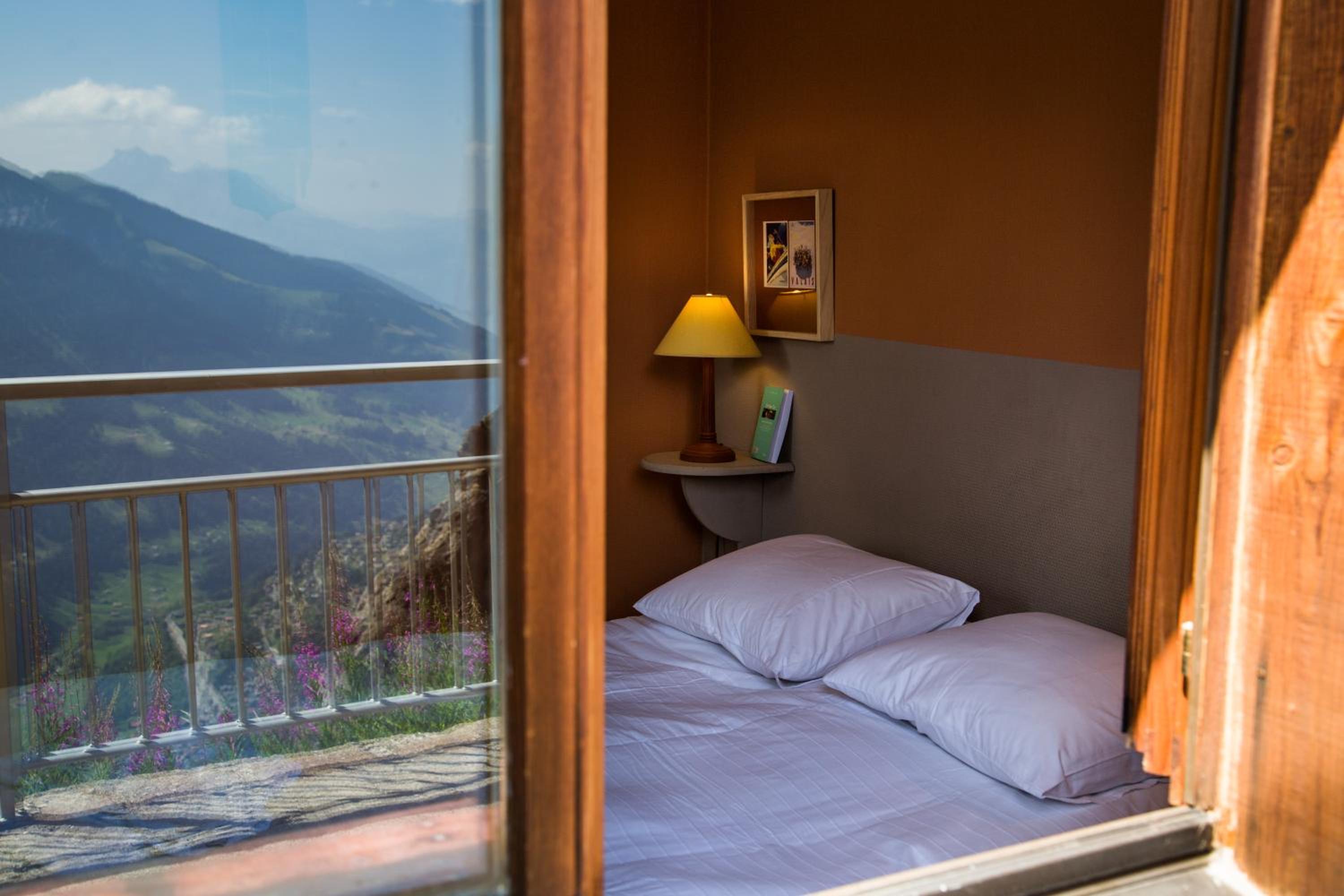 Standard Double Room - Photo 3