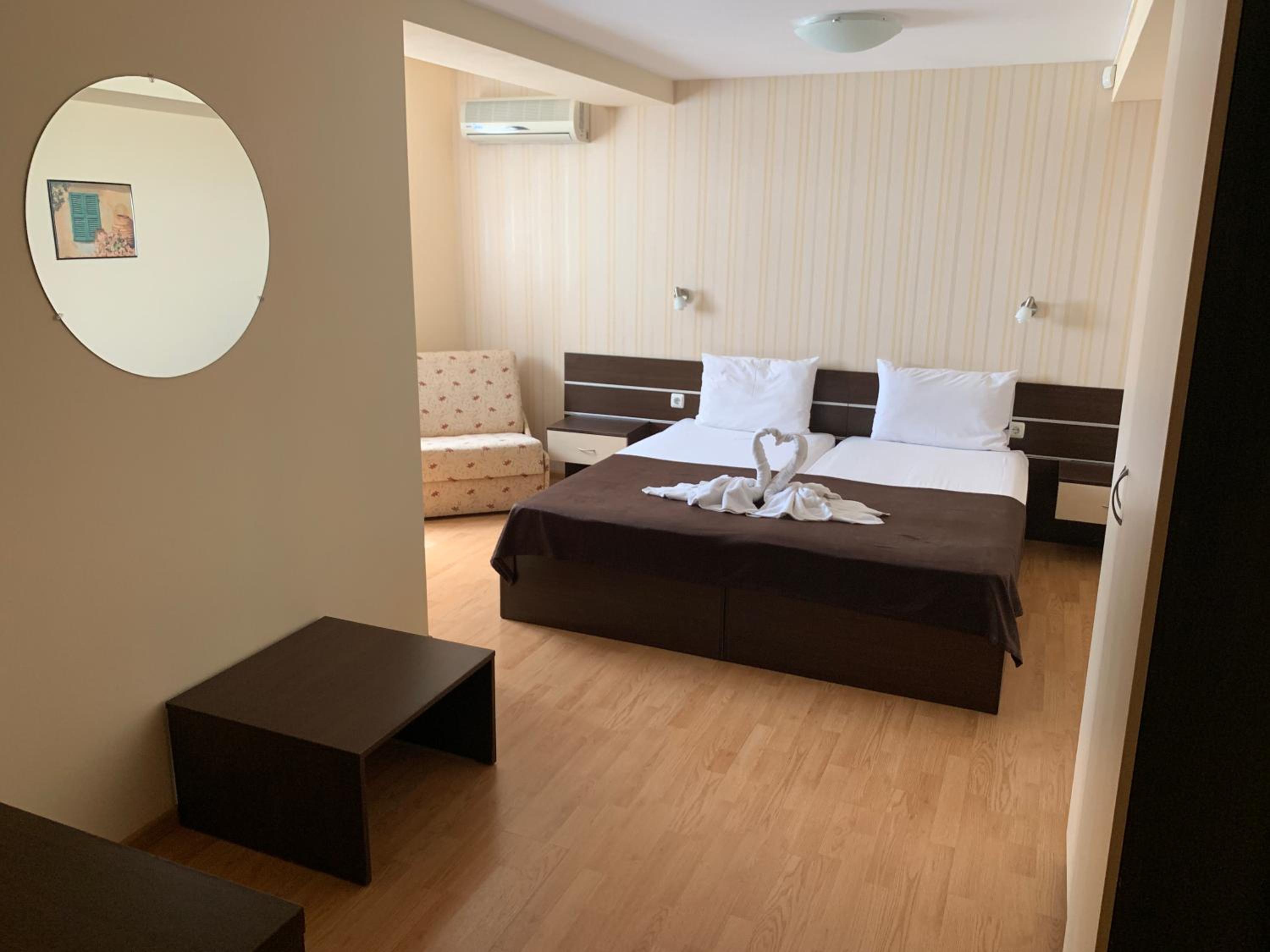 Twin Room - Photo 1