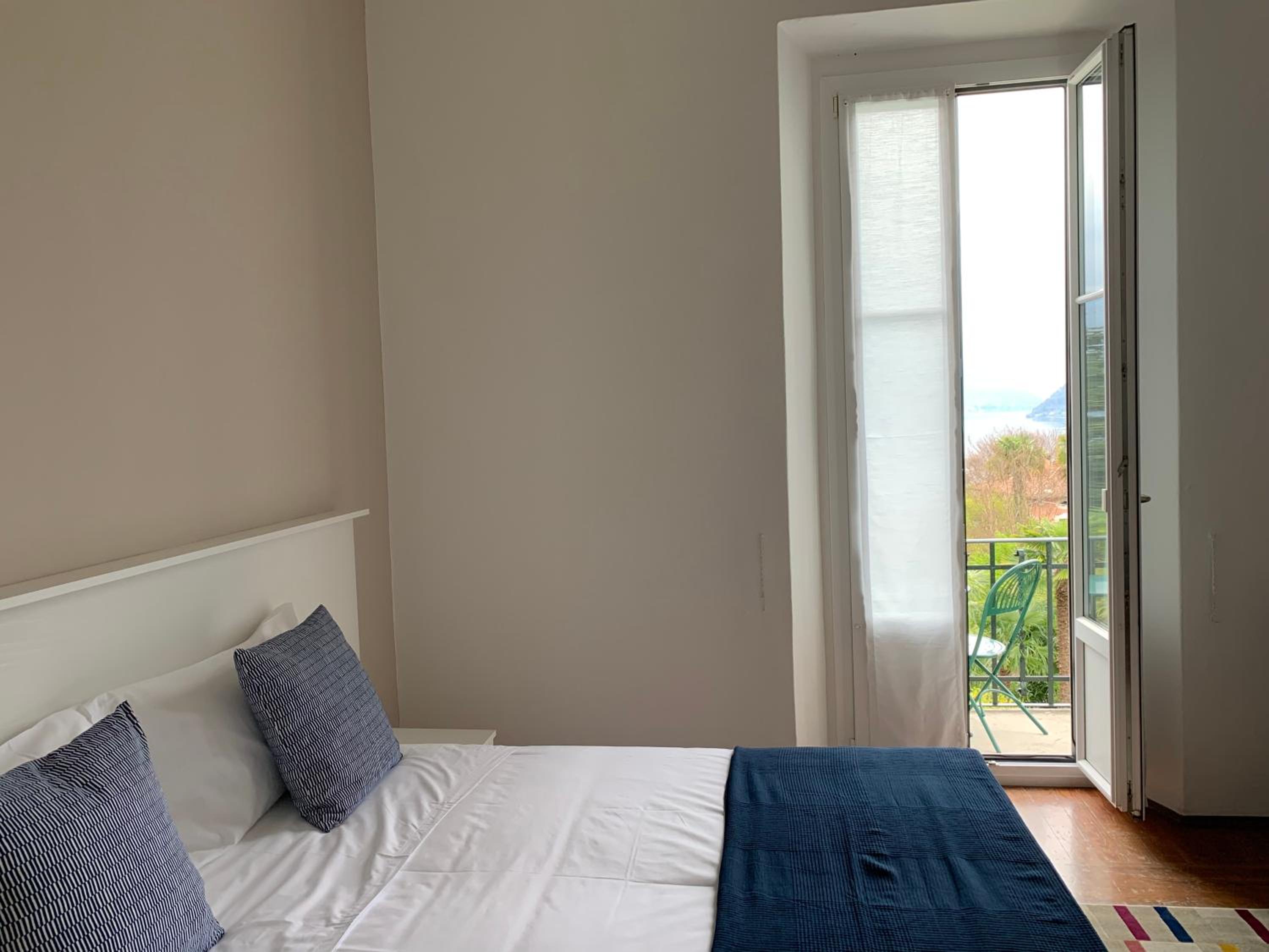 Superior Double or Twin Room with Lake View