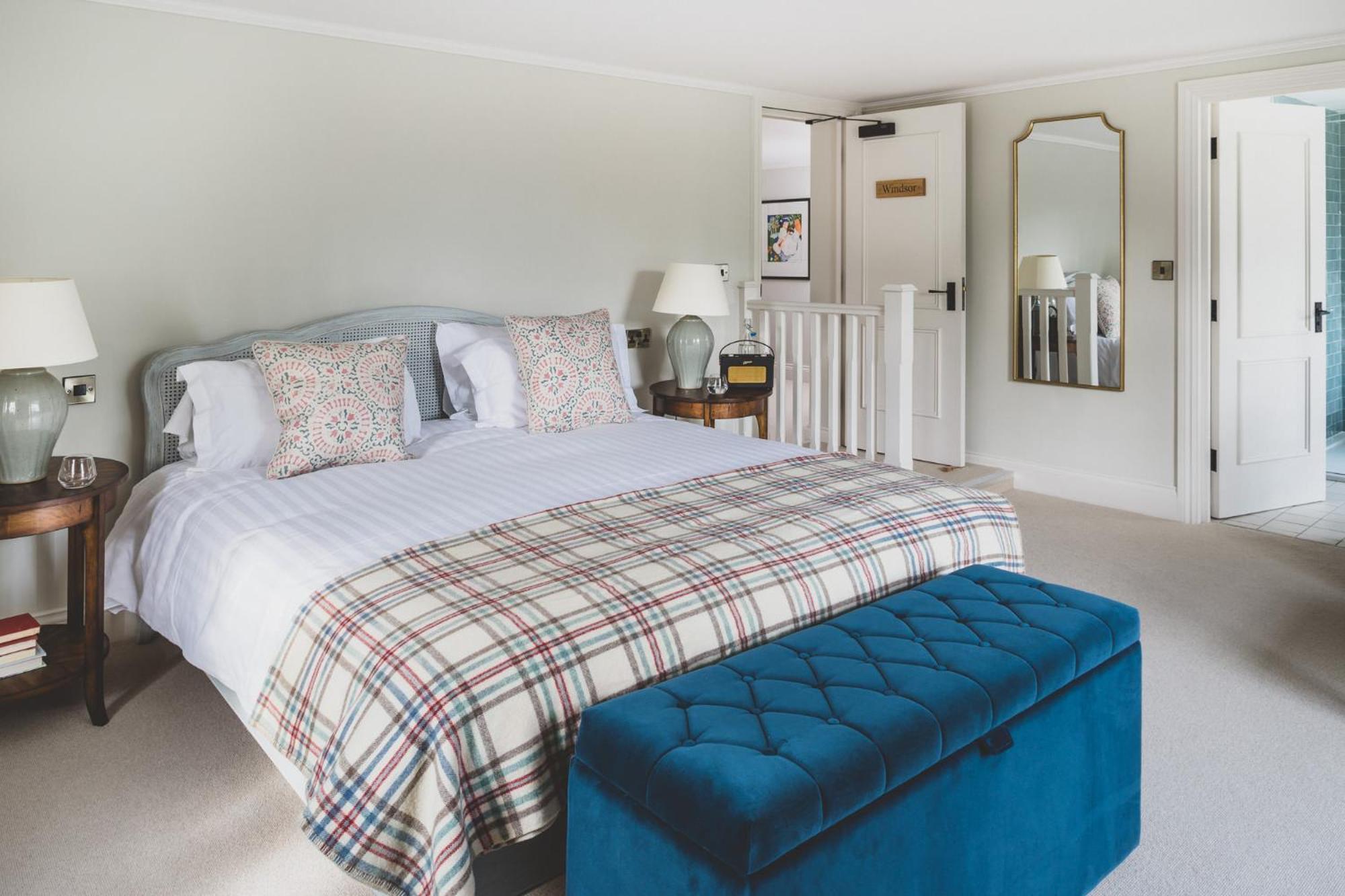 Deluxe King Room photo 2
