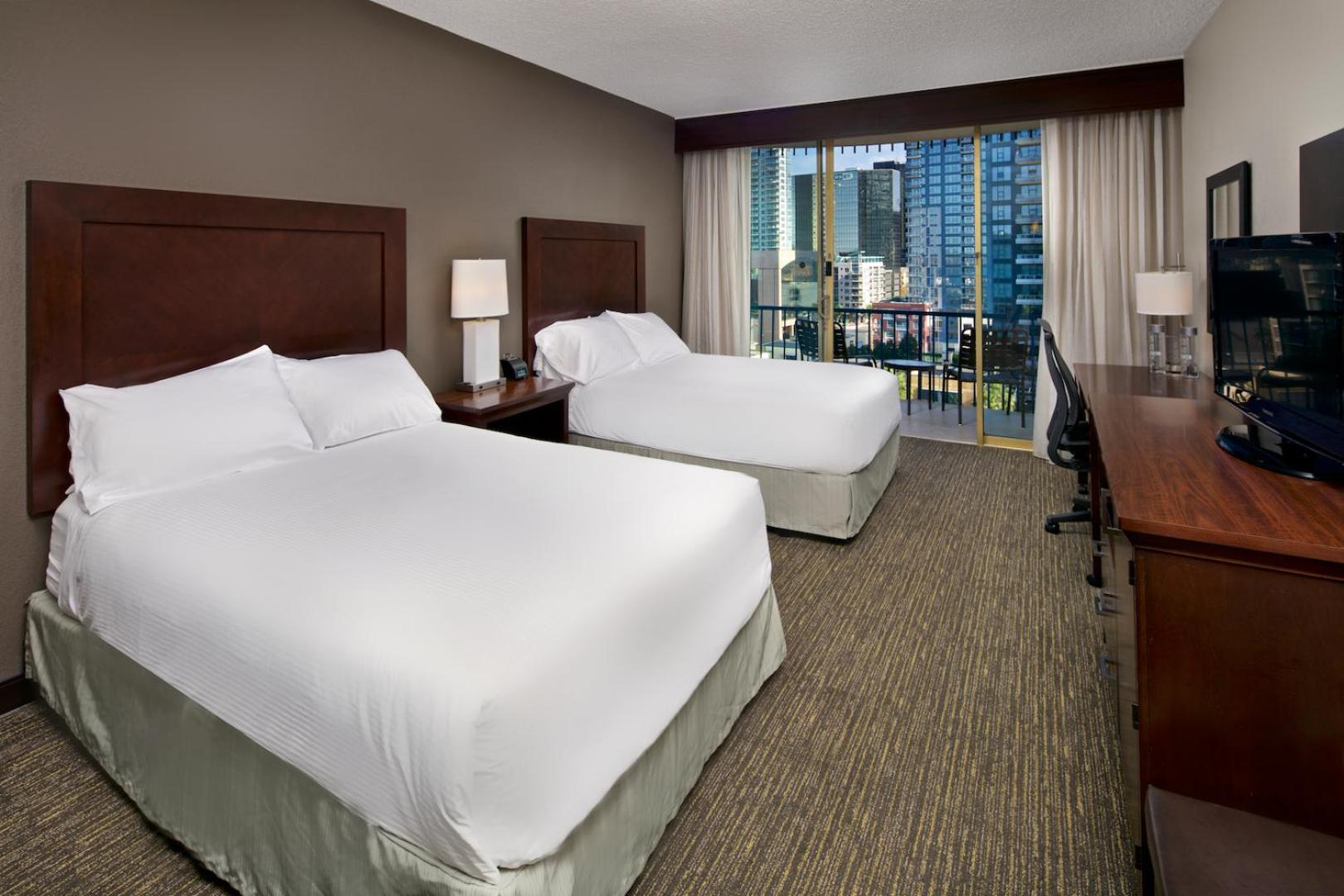 2 Double Beds, Superior Room, Skyline View, Non-Smoking