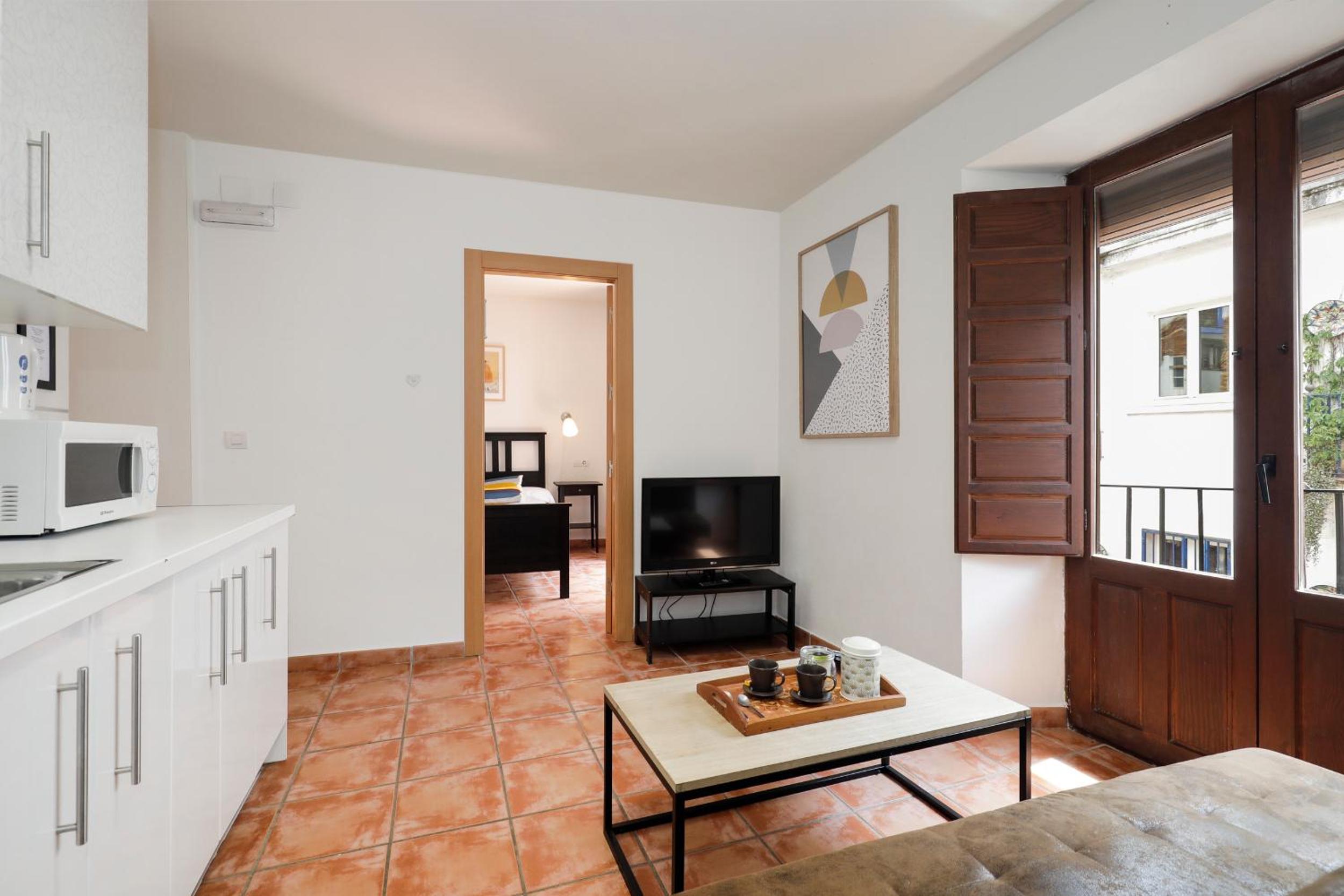 Apartment - Photo 5