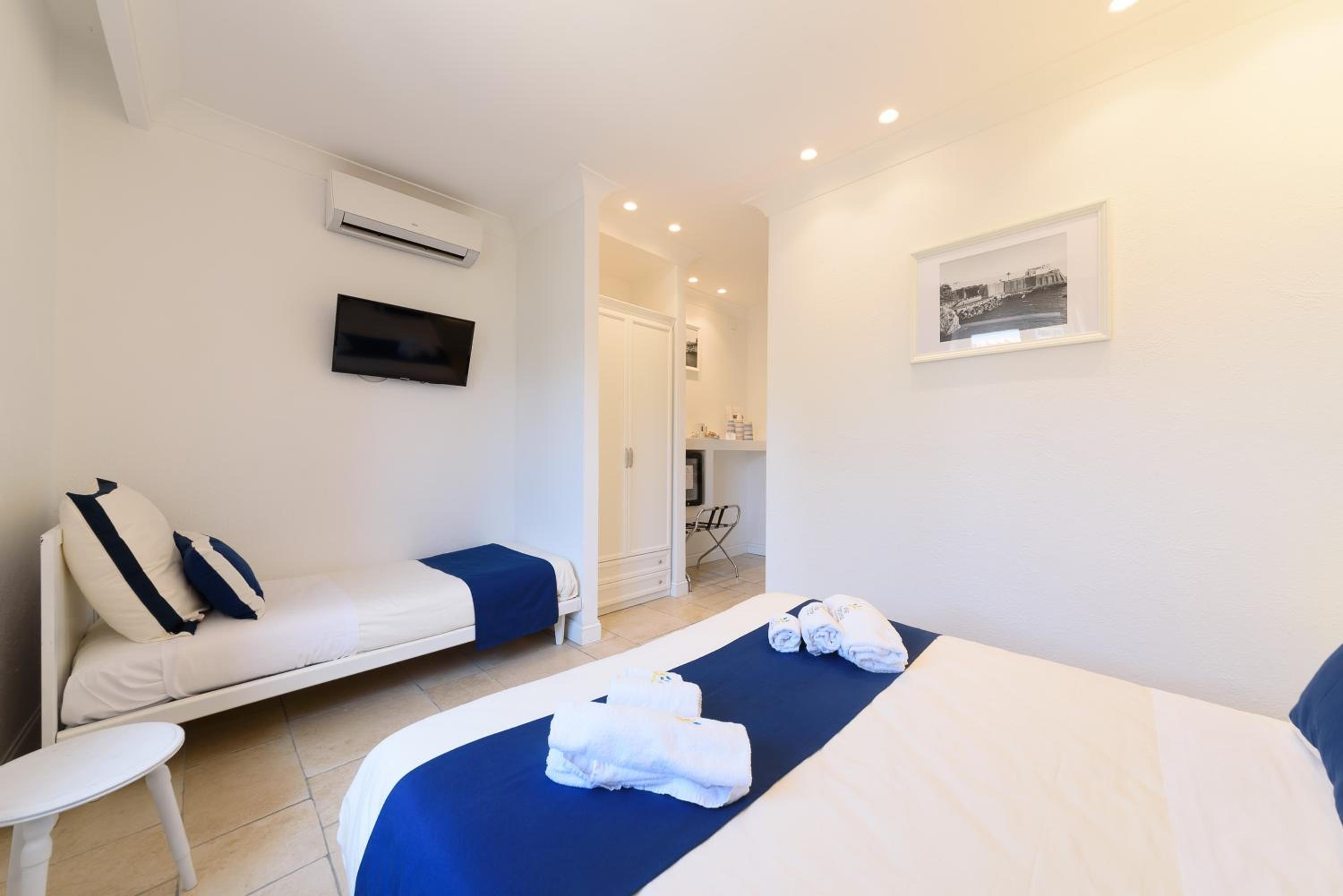 Superior Triple Room photo 1