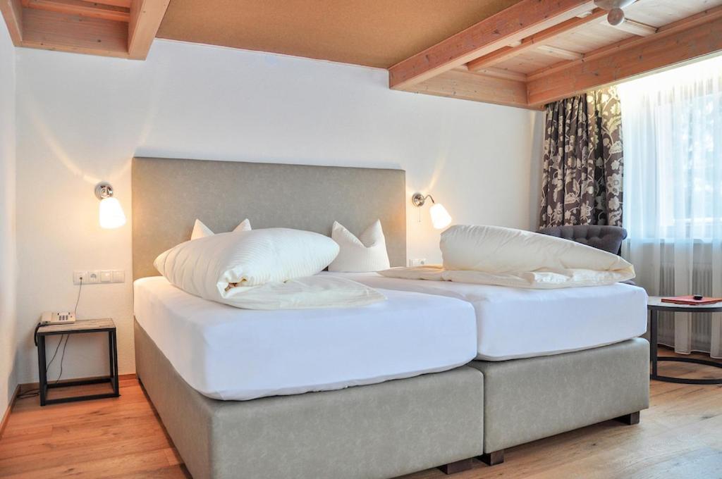 Standard Double Room - Photo 20
