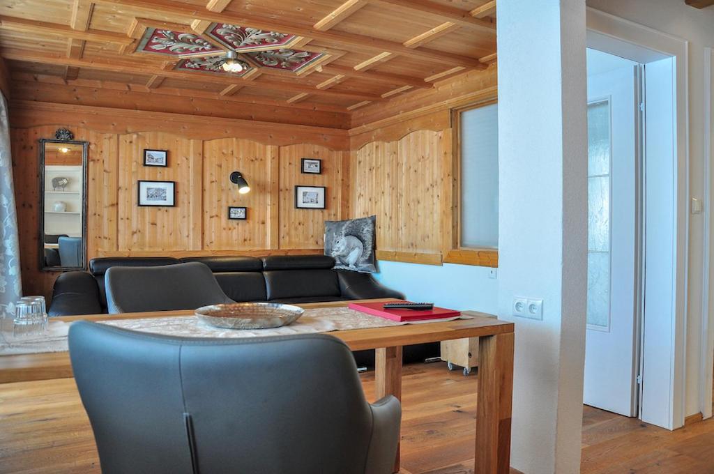 Standard Suite - Photo 6