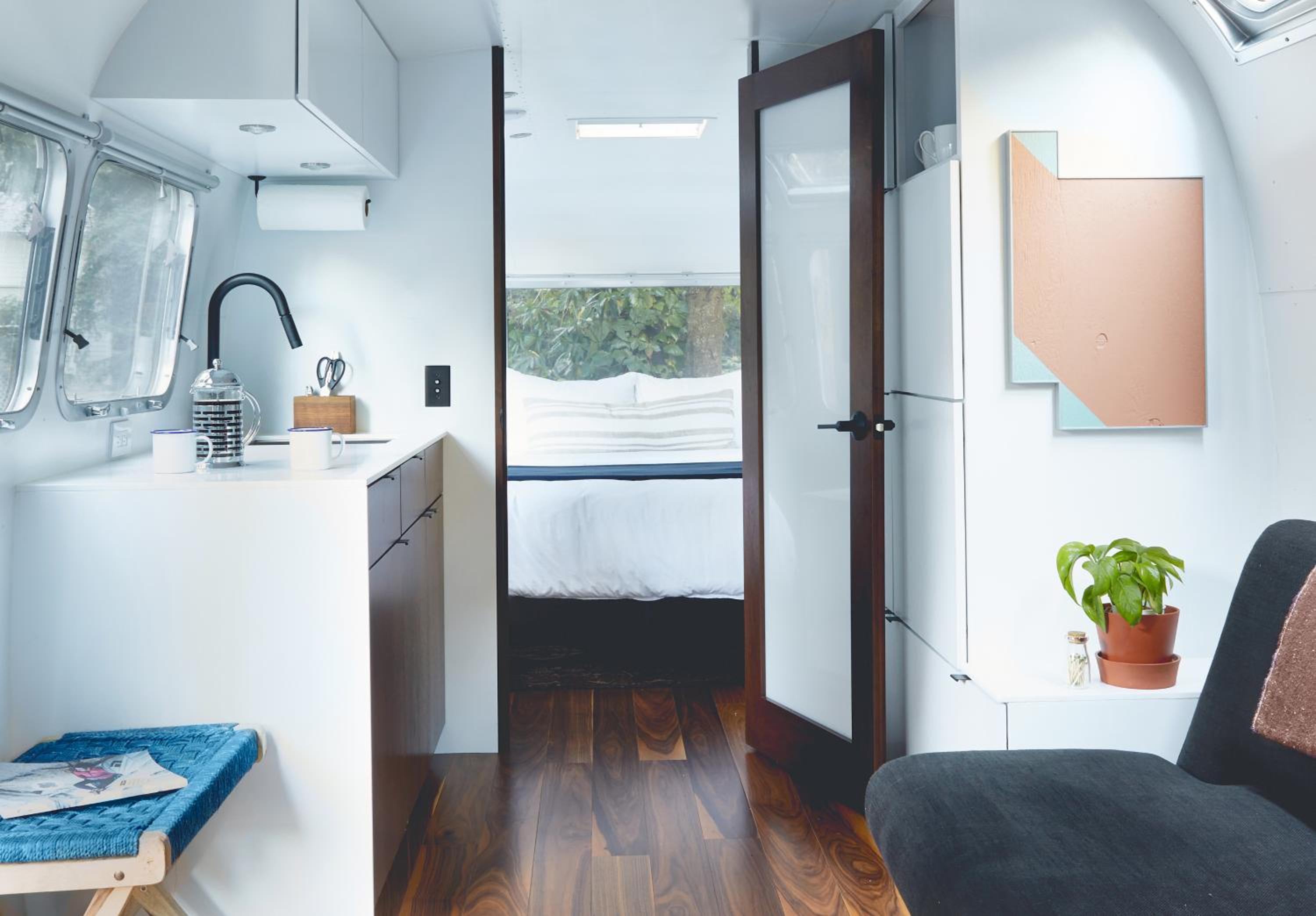 Premium Airstream Suite photo 1