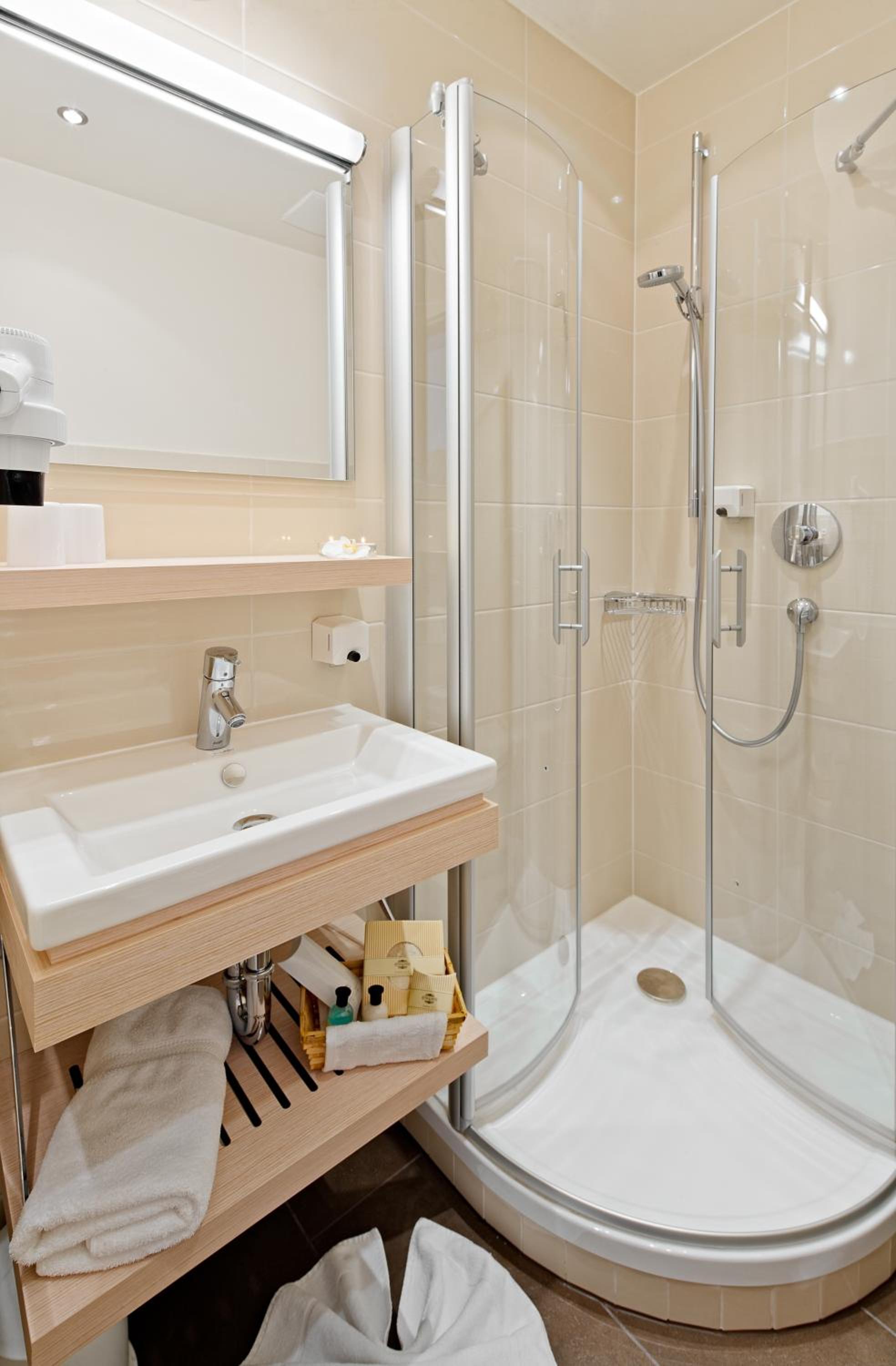 Double Room - Photo 2