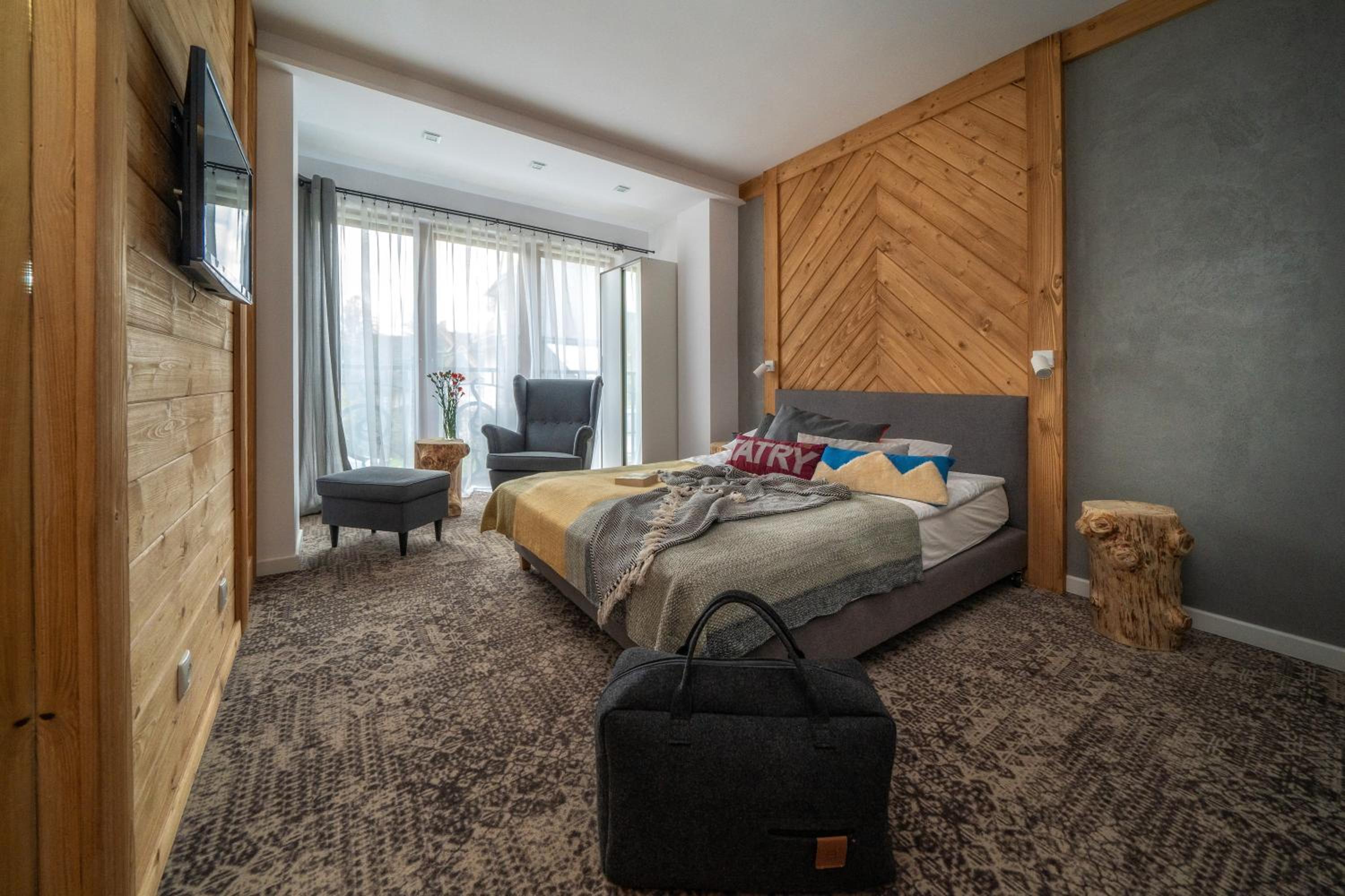 Deluxe Double Room with Terrace - Photo 13