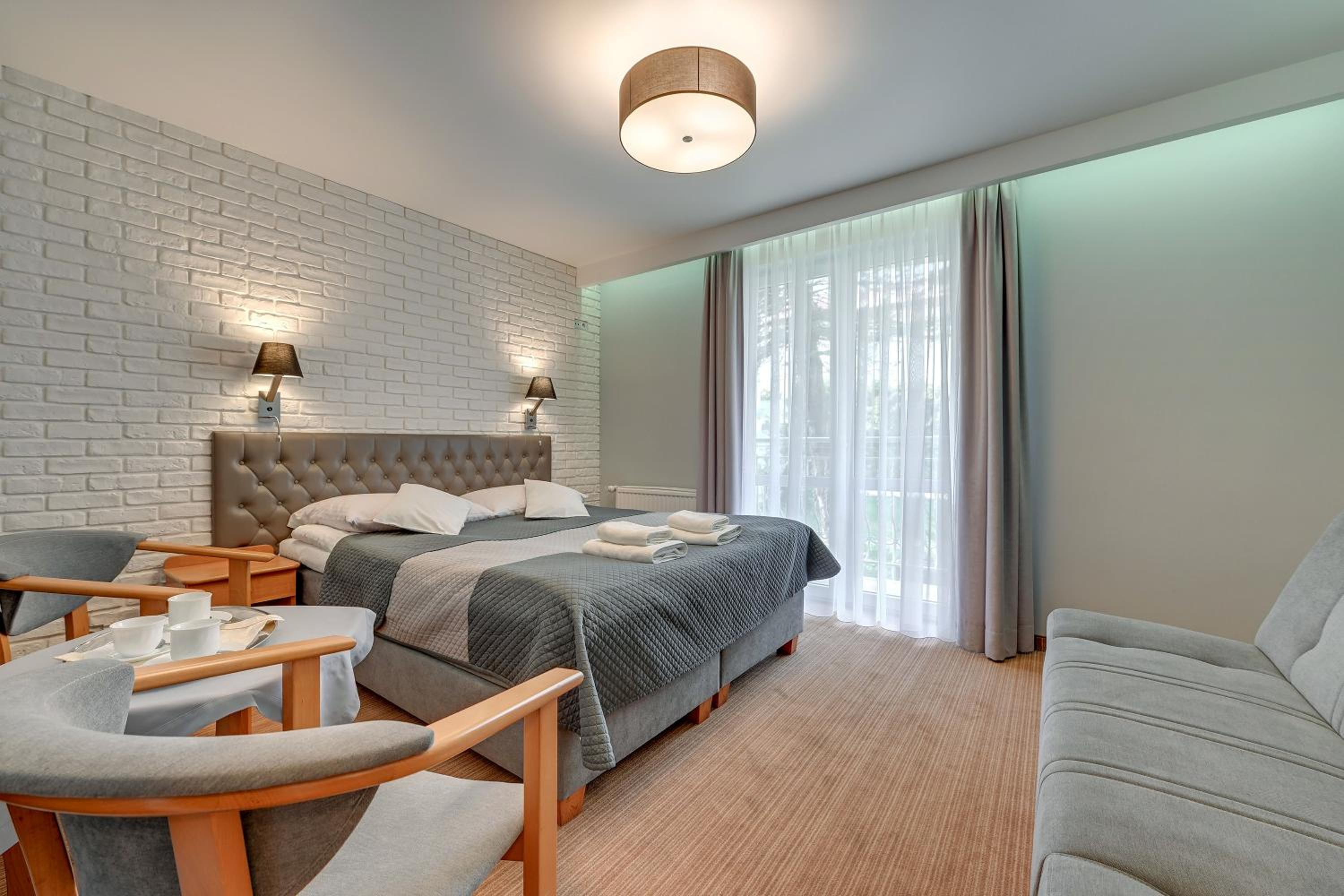 Deluxe Double Room with Balcony - Photo 1