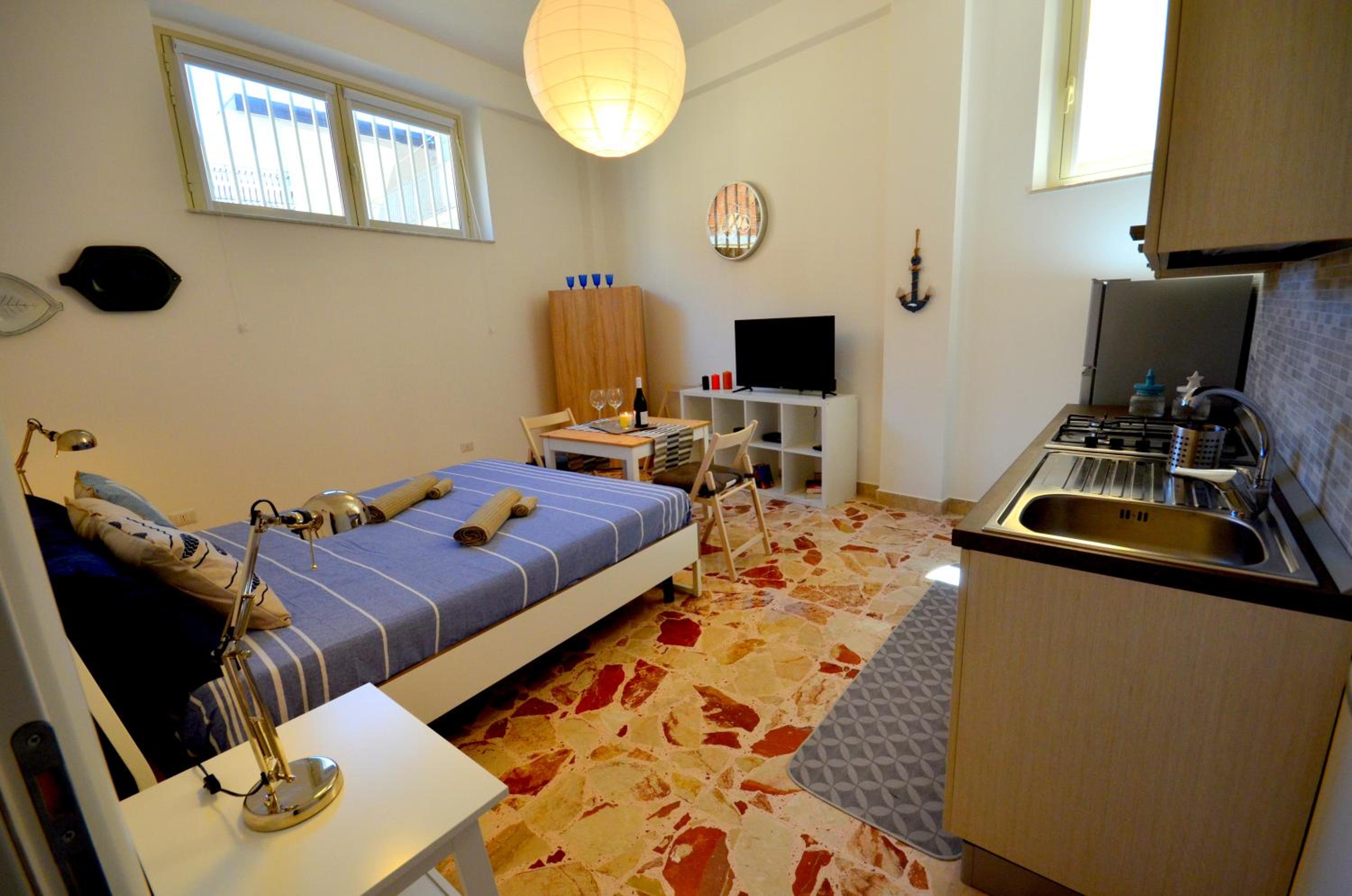 Studio Apartment