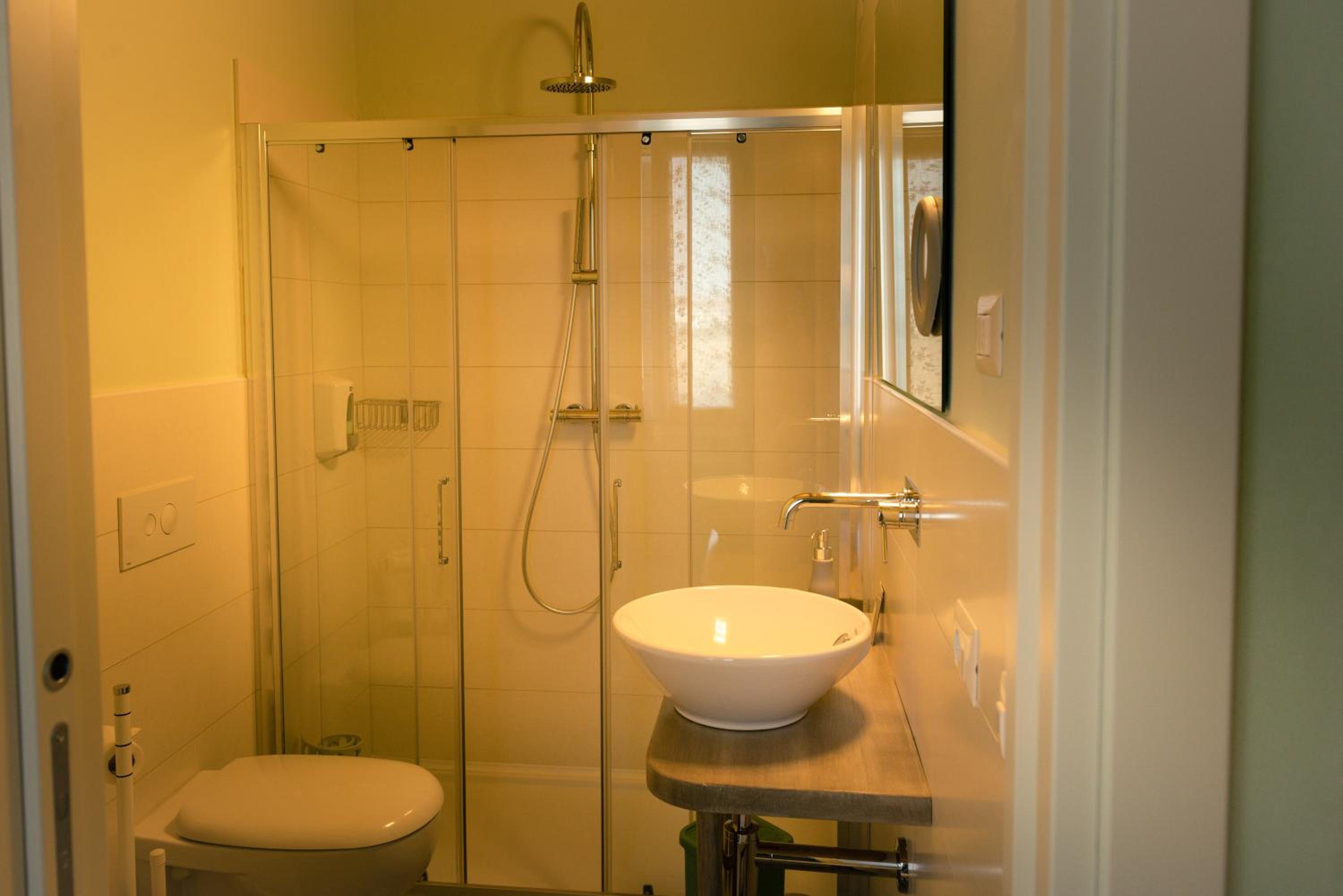 Double Room - Photo 3