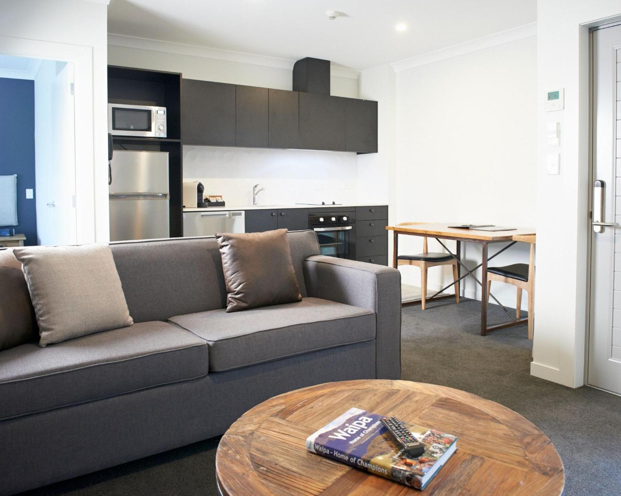 One-Bedroom Suite