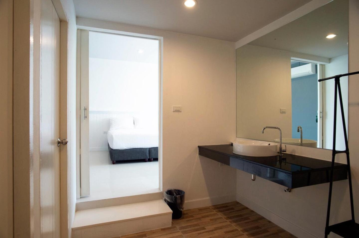 Quadruple Room - Photo 5