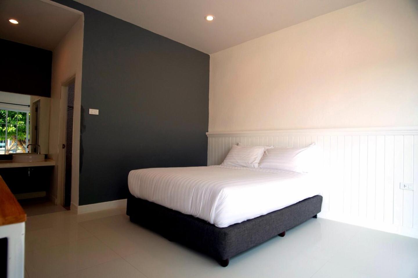Single Room - Photo 3