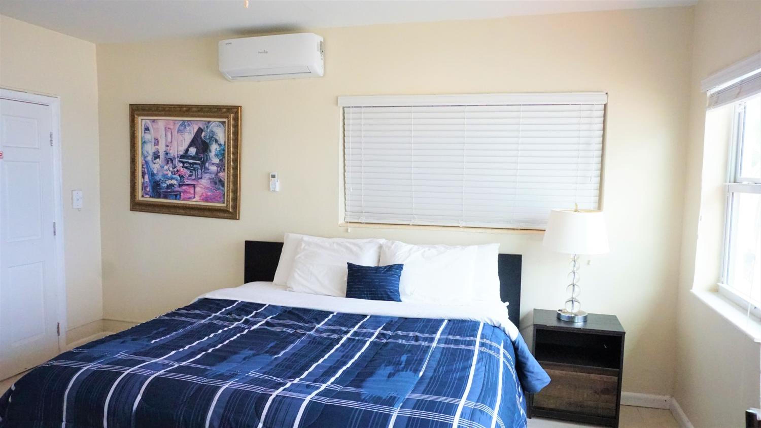 King Room with Sea View - Photo 4