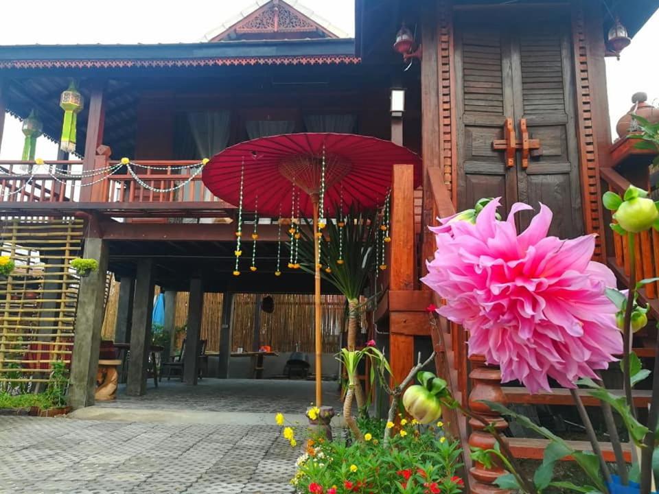 Villa with Garden View photo 2