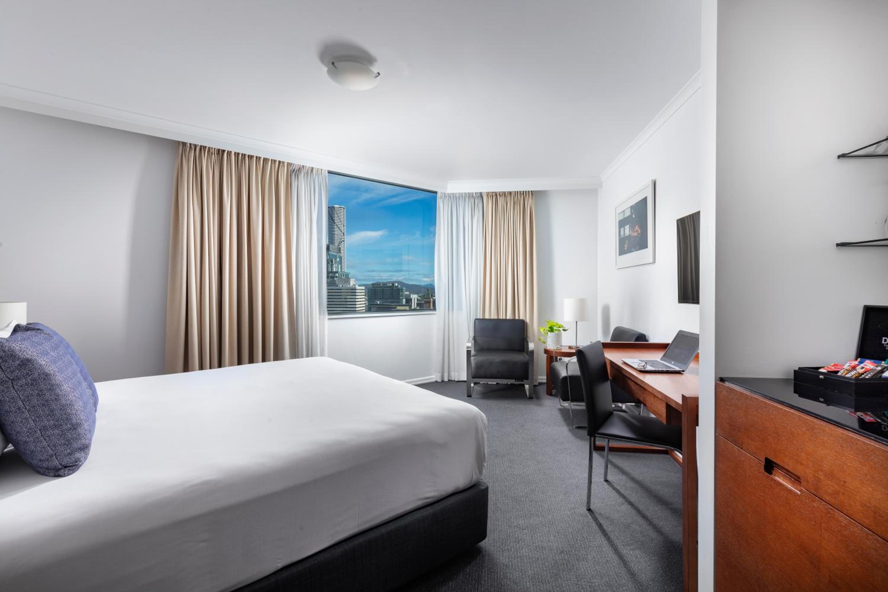 Premium Studio Hotel Room thumbnail 5