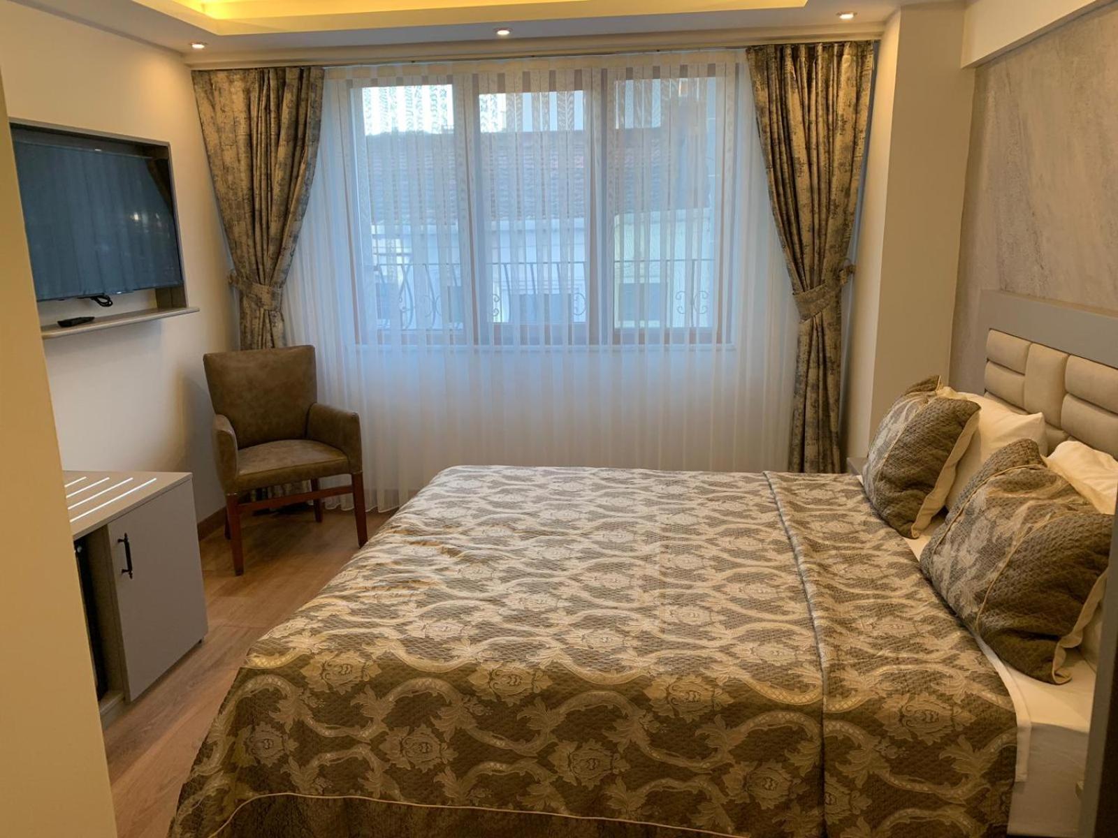 Deluxe Double Room photo 3
