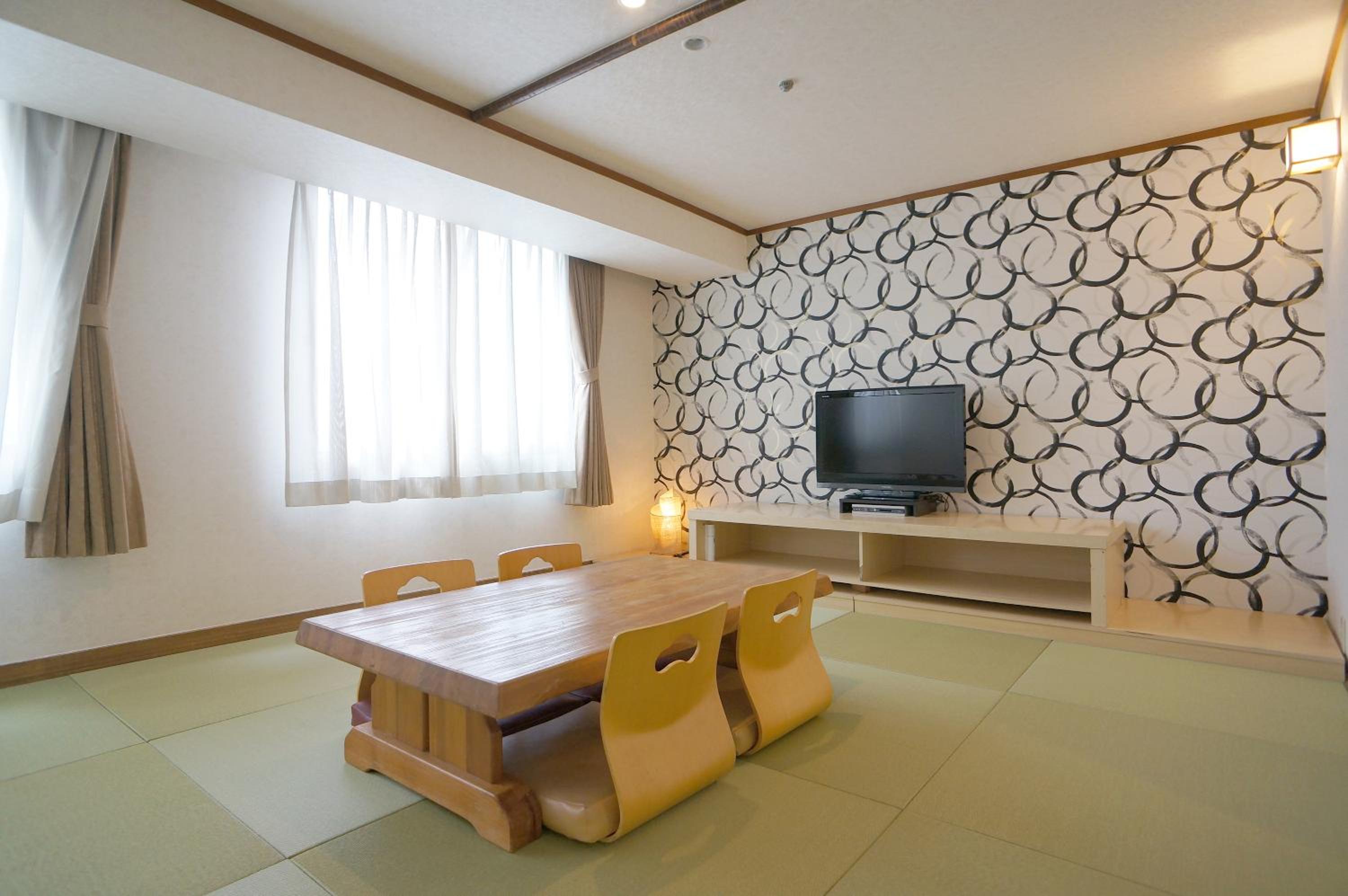 Japanese-Style Room photo 2