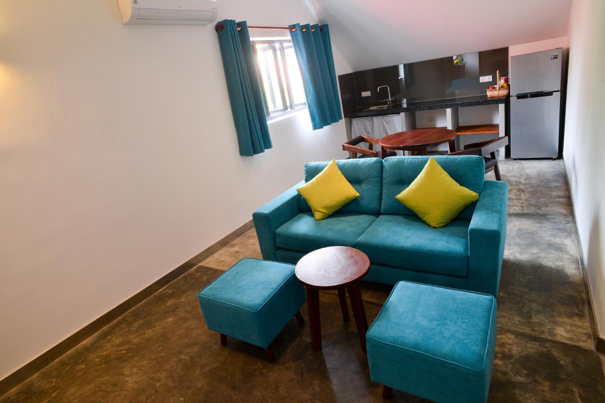 Family Room photo 2