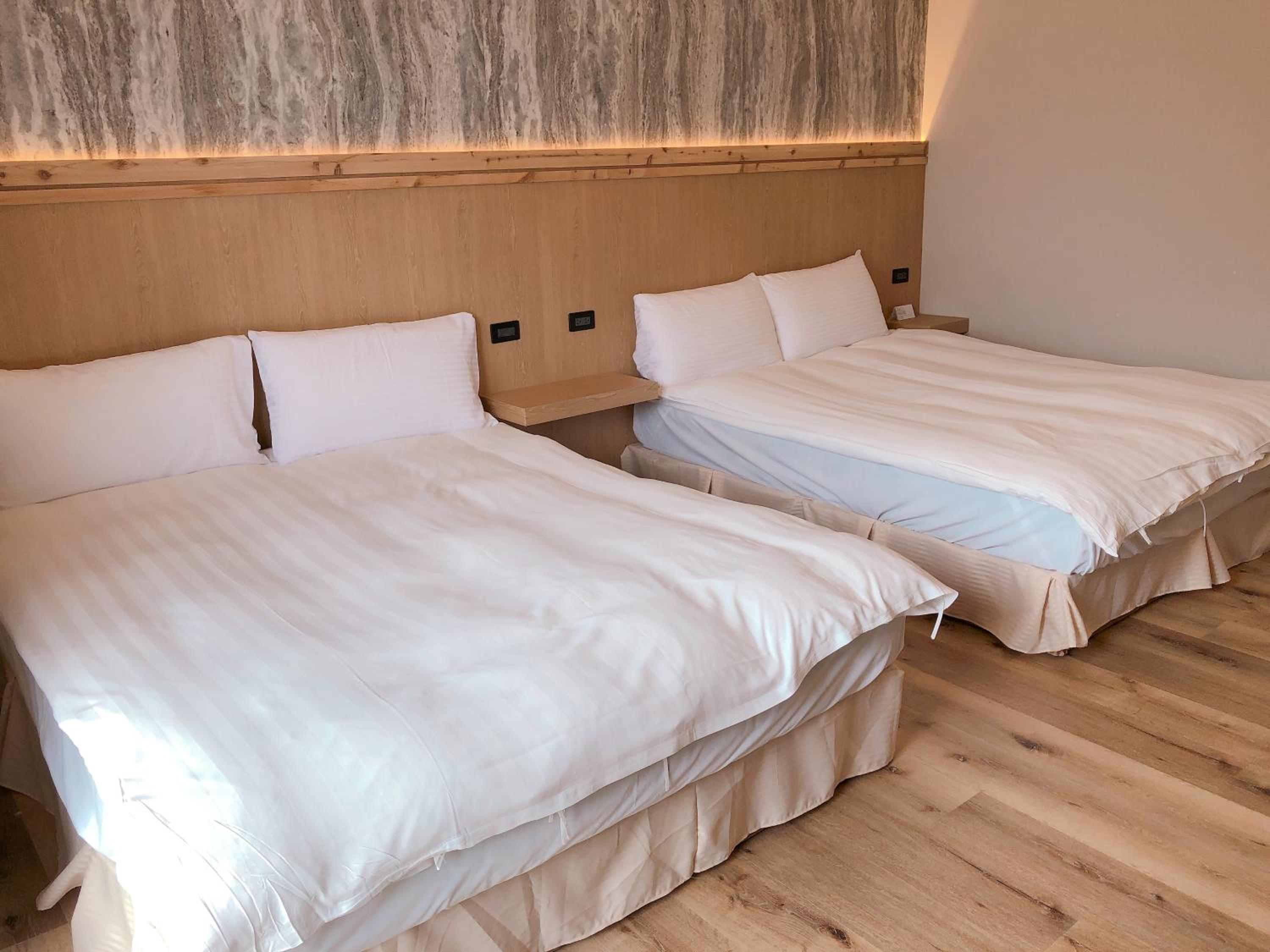 Quadruple Room photo 2