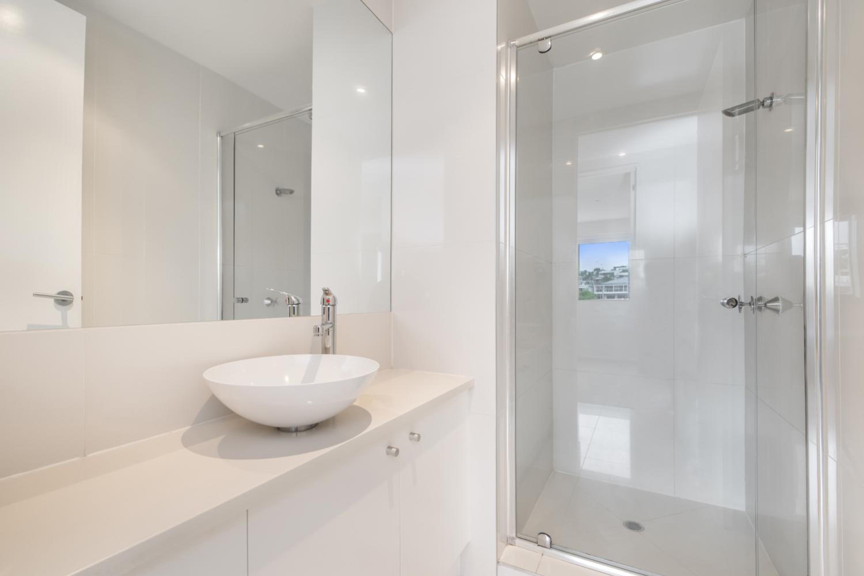 Three-Bedroom Apartment with Ocean View photo 2