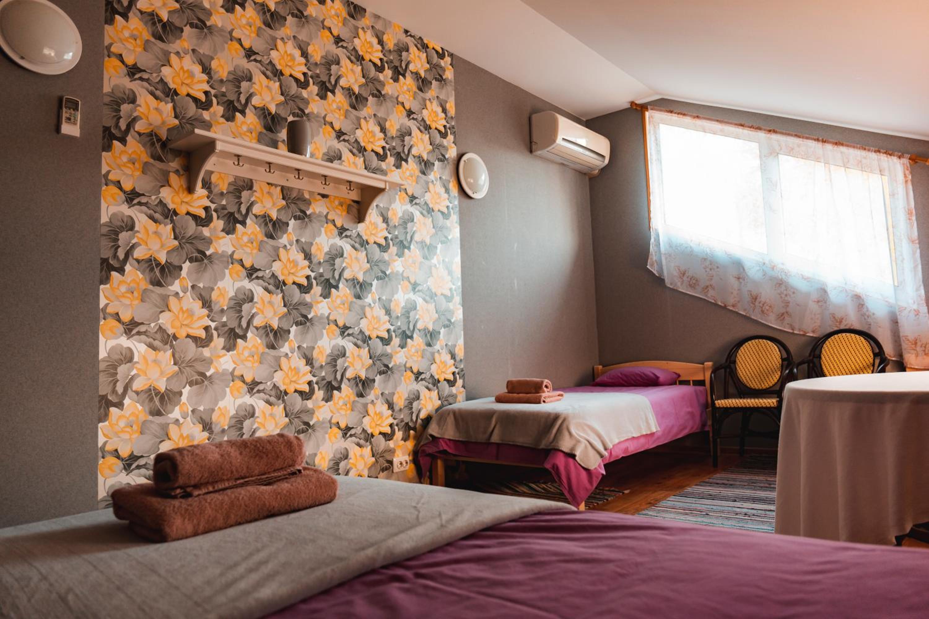 Three-Bedroom House - Photo 15