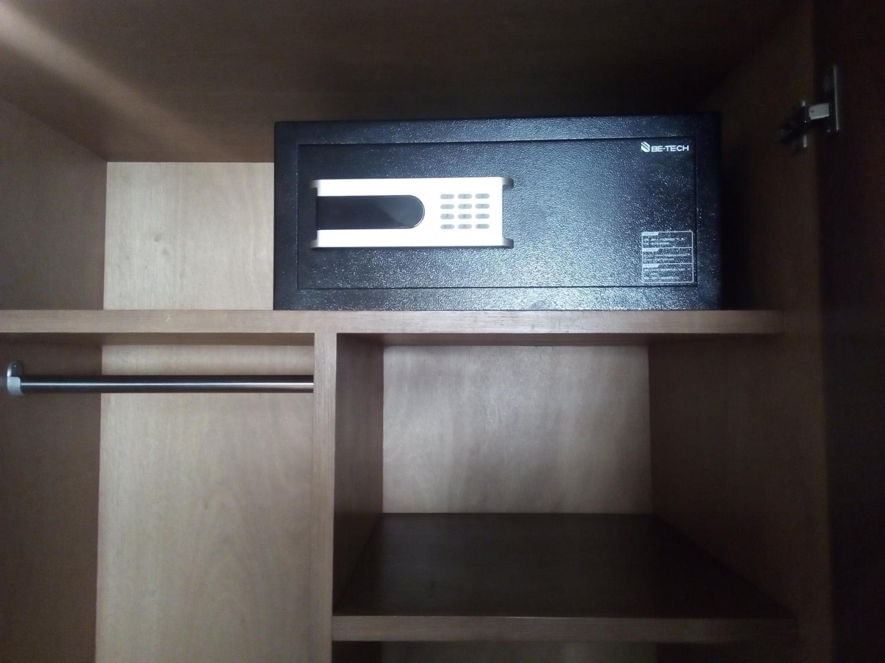 Standard Double or Twin Room photo 2